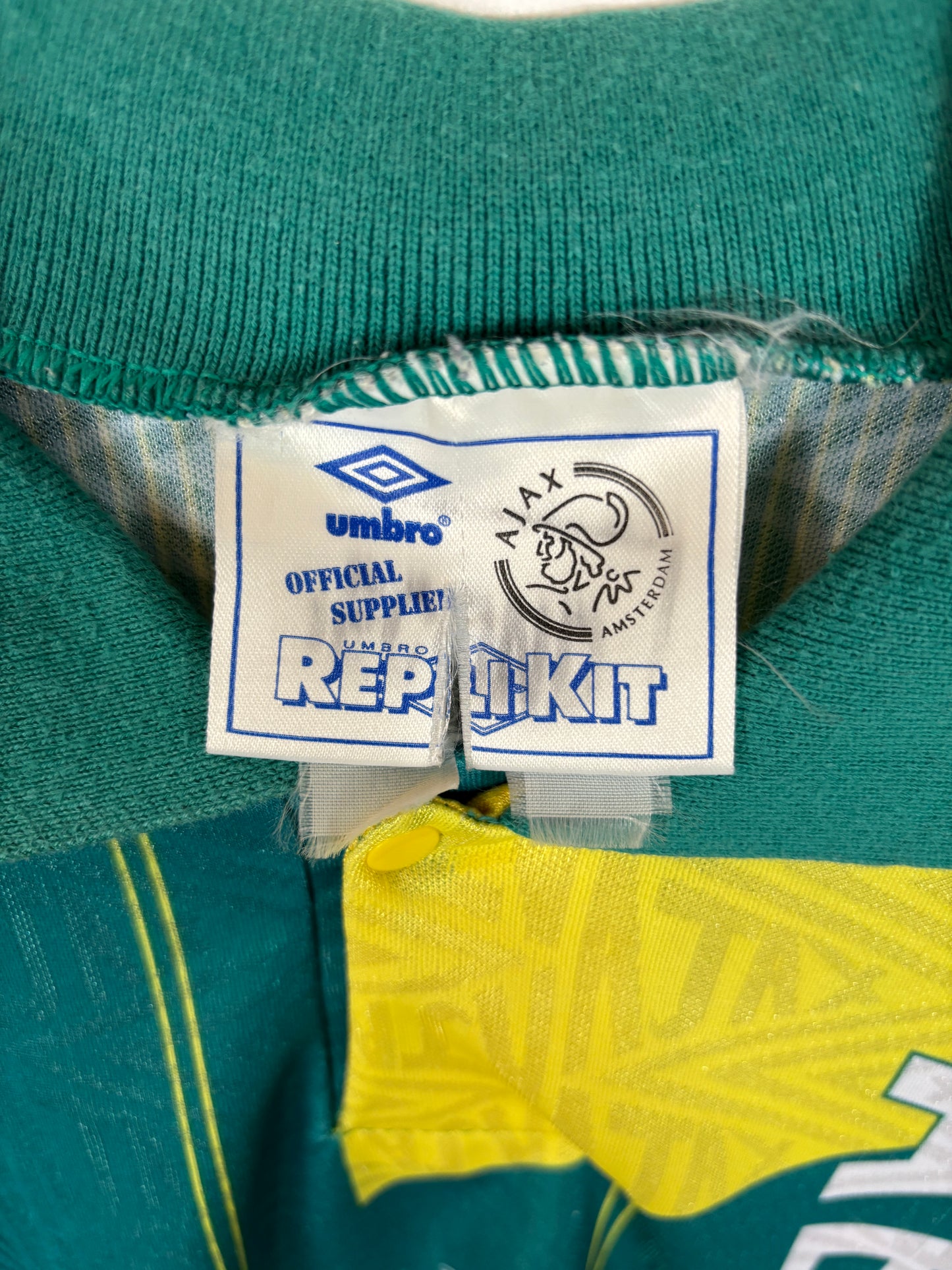 AJAX 1991/93 AWAY SHIRT (XL) UMBRO