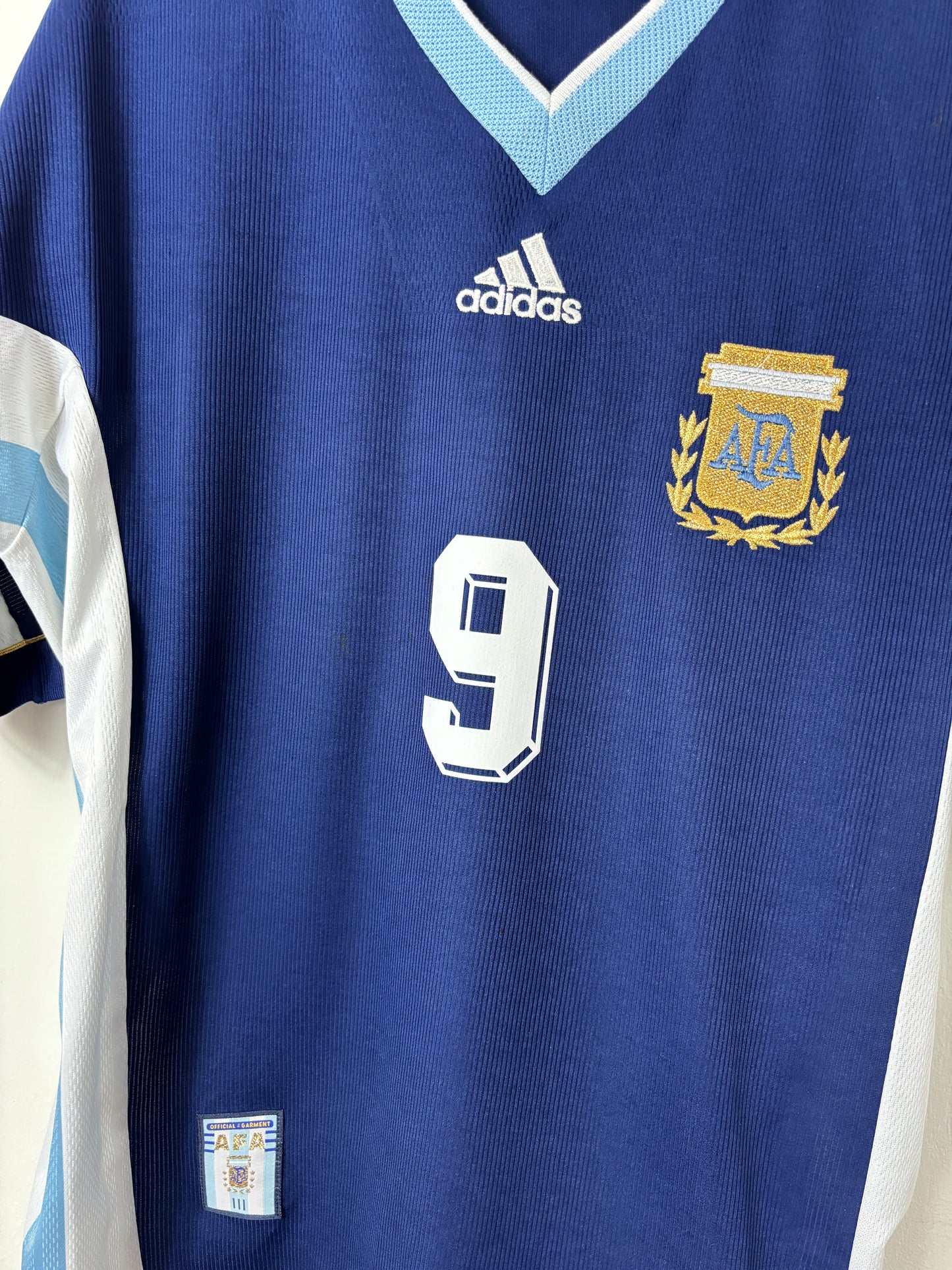 ARGENTINA 1998 BATISTUTA #9 AWAY SHIRT (L) ADIDAS