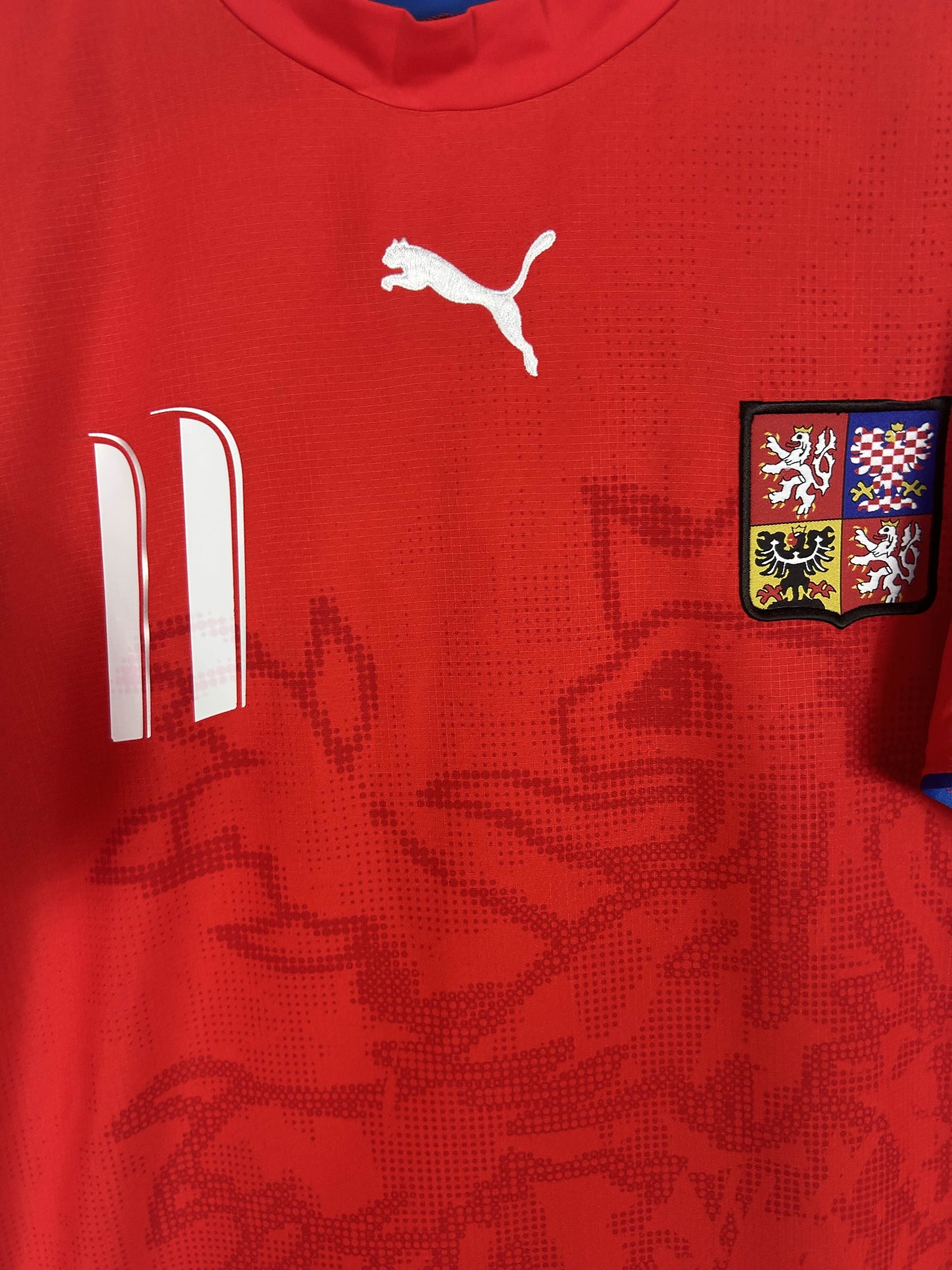 CZECH REPUBLIC 2006 NEDVED #11 HOME SHIRT (M) PUMA