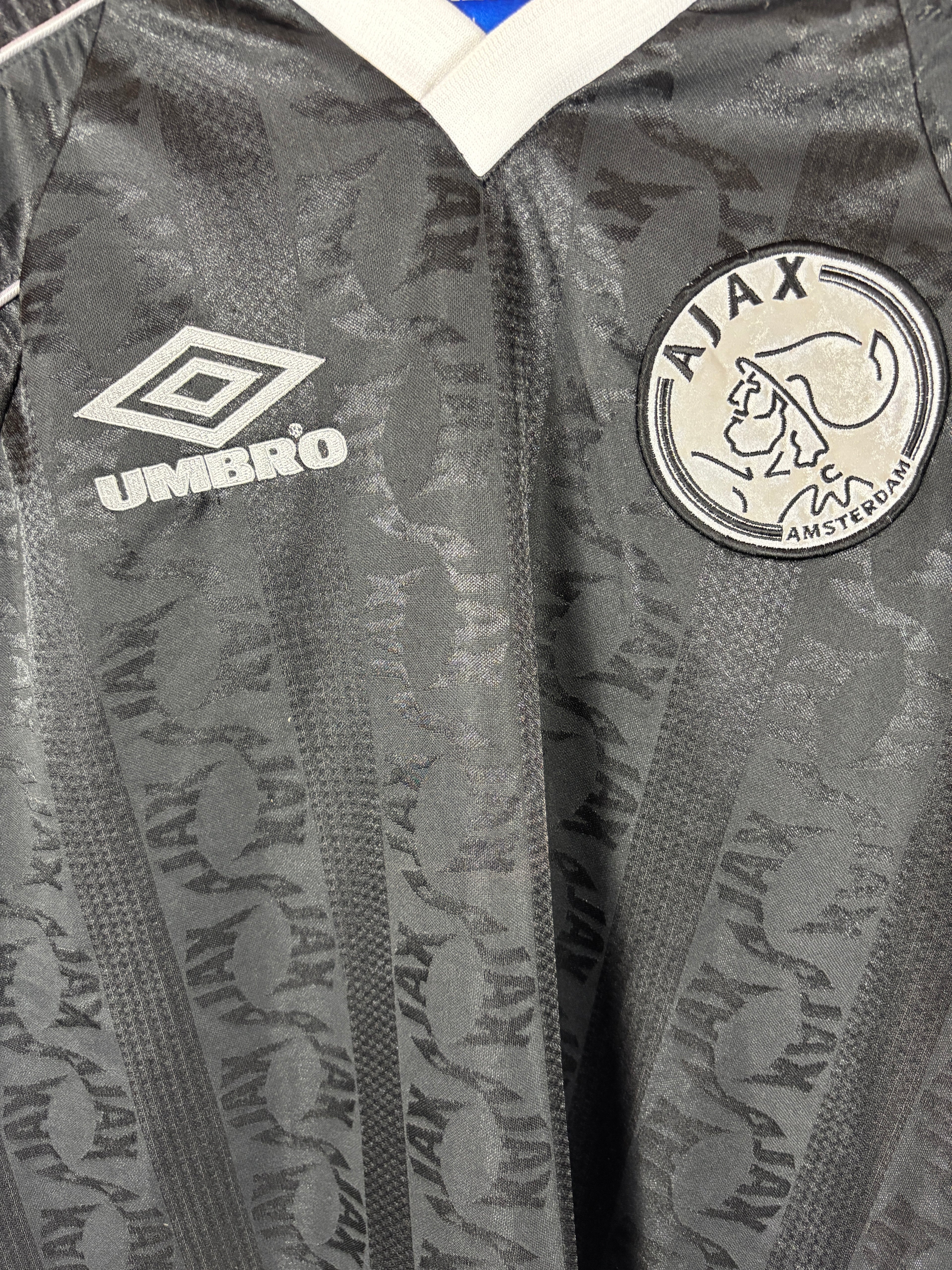 AJAX 1998/99 TRAINING SHIRT (XL) UMBRO