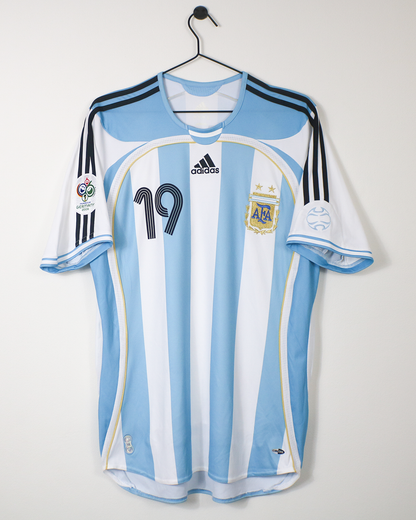 ARGENTINA 2006 MESSI #19 HOME SHIRT (L) ADIDAS