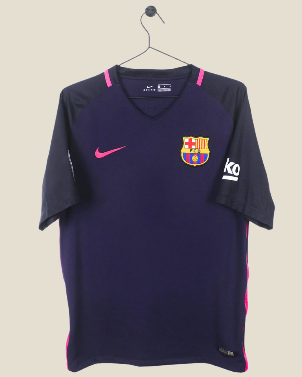BARCELONA 2016/17 SUAREZ AWAY SHIRT (M) NIKE