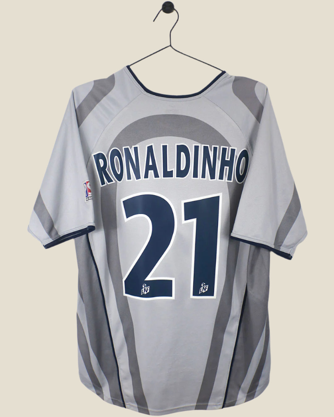 PARIS SAINT-GERMAIN 2001/02 RONALDINHO #21 AWAY SHIRT (L) NIKE