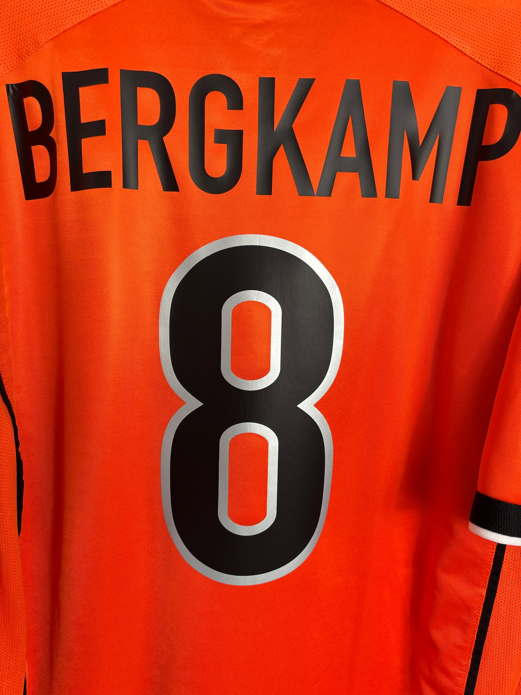 NETHERLANDS 1998 BERGKAMP #8 HOME SHIRT (XL) NIKE