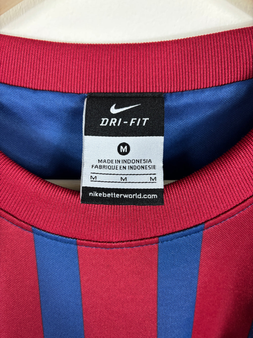 BARCELONA 2011/2012 MESSI #10 HOME SHIRT (M) NIKE