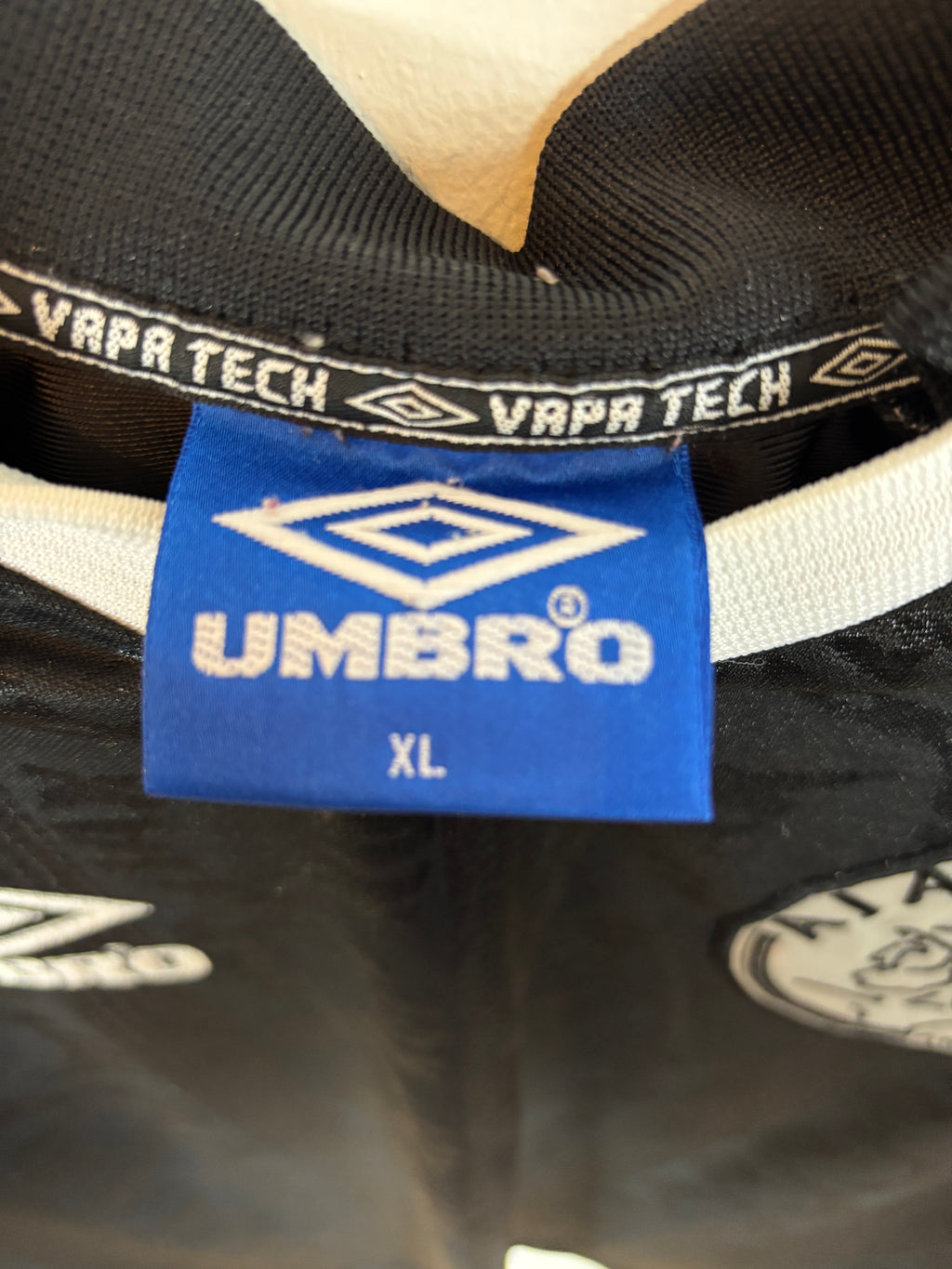 AJAX 1998/99 TRAINING SHIRT (XL) UMBRO