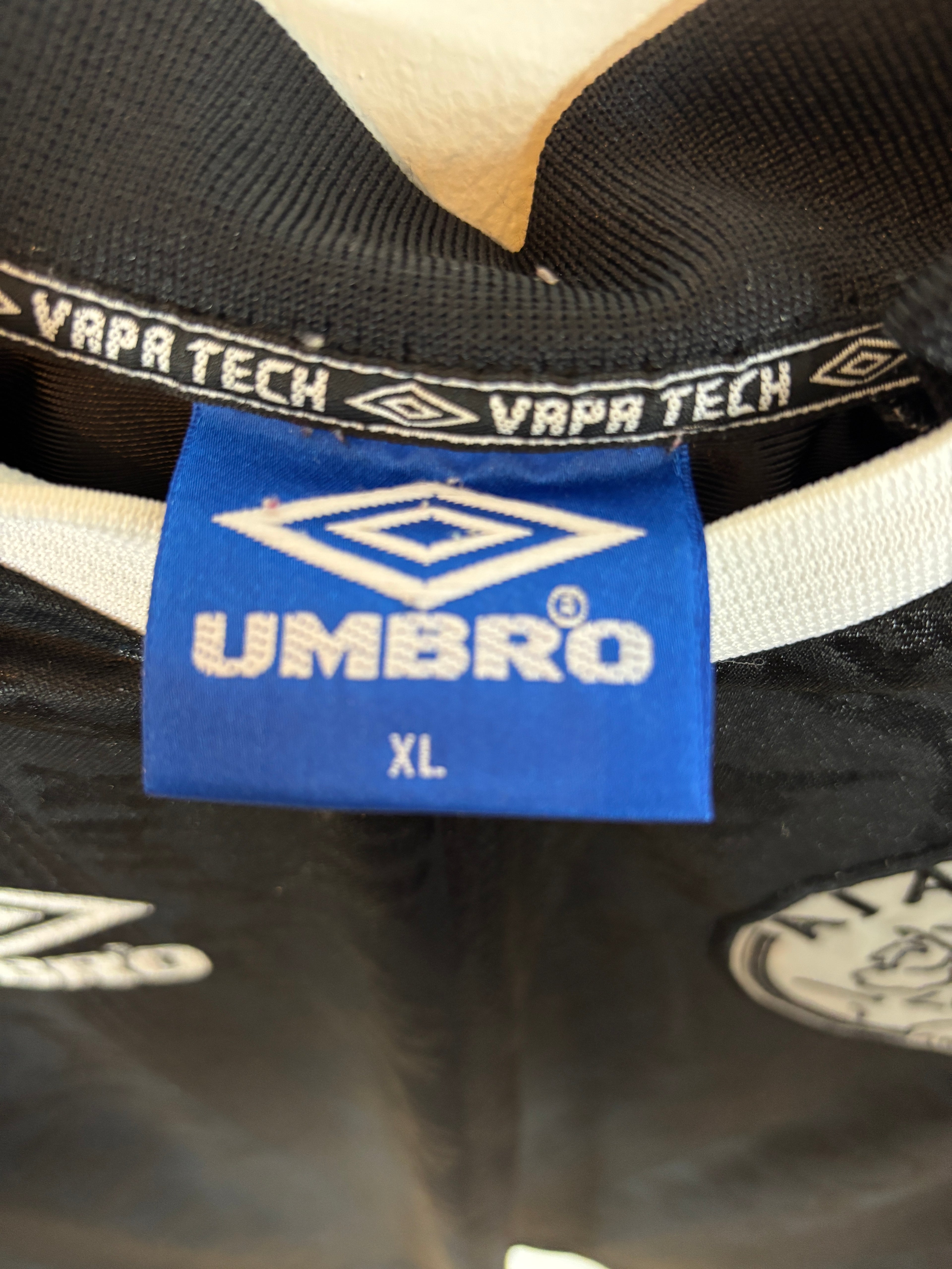 AJAX 1998/99 TRAINING SHIRT (XL) UMBRO