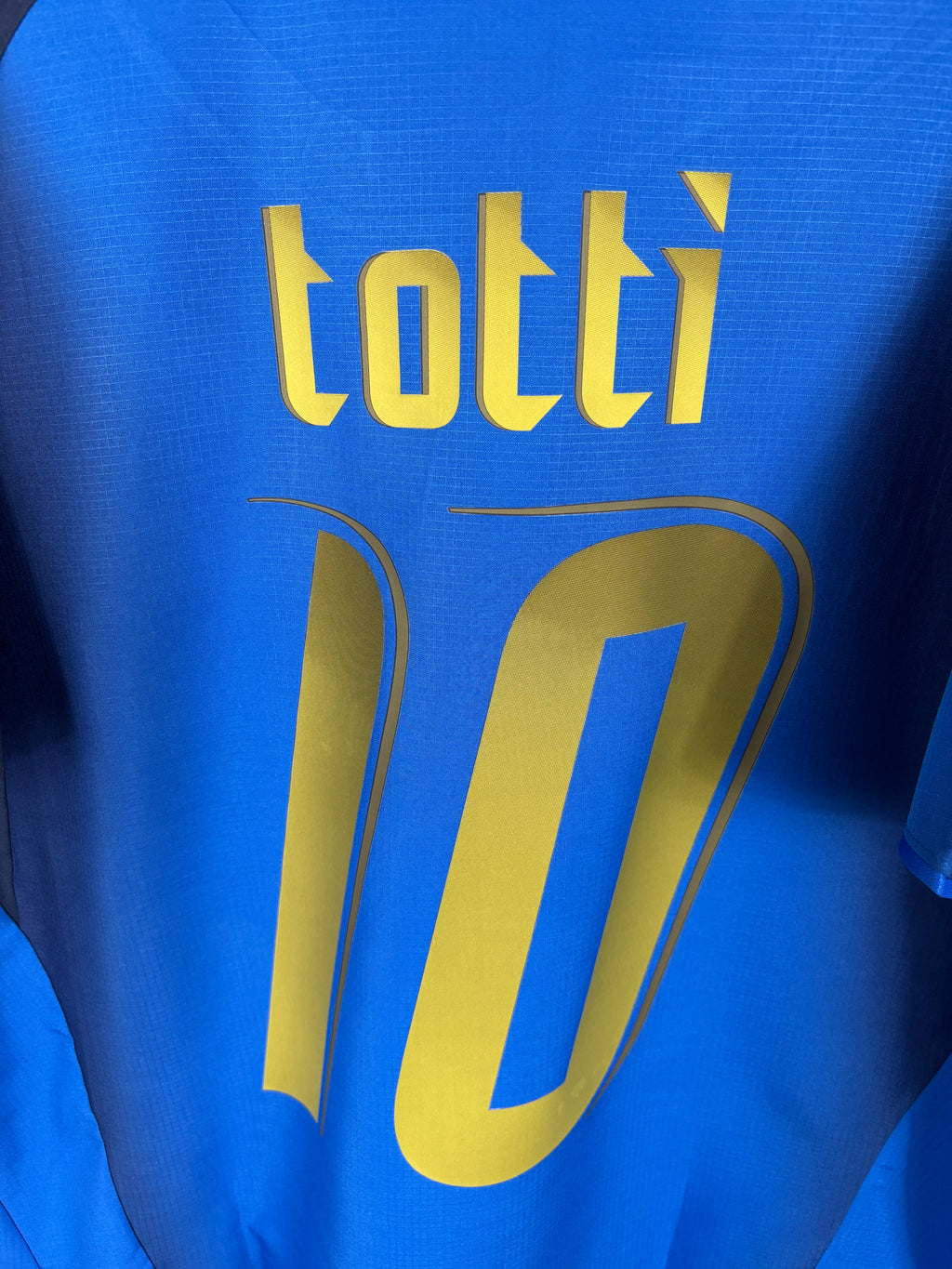 ITALY 2006 TOTTI #10 HOME SHIRT (L) PUMA