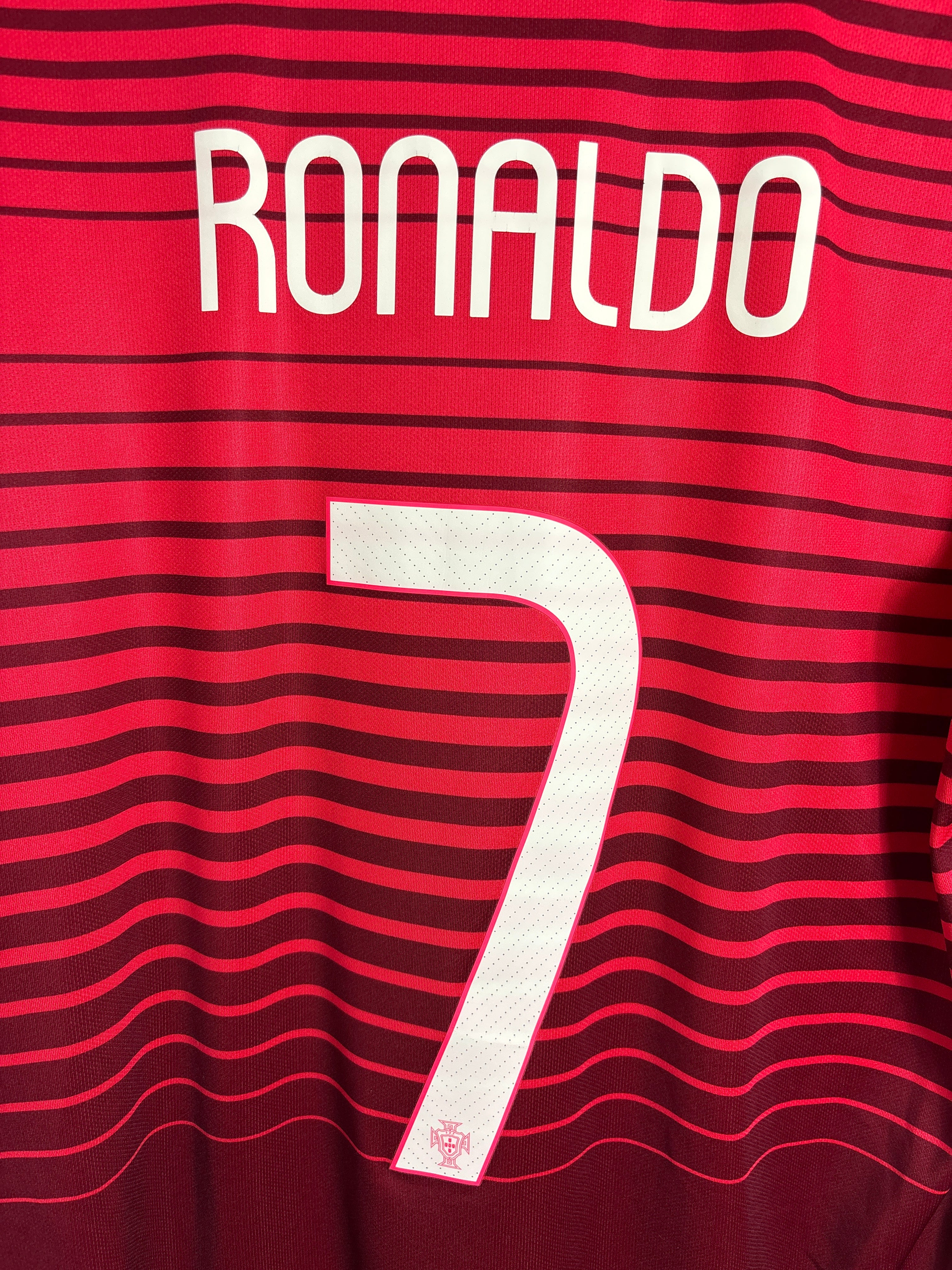PORTUGAL 2014 RONALDO #7 HOME SHIRT (L) NIKE
