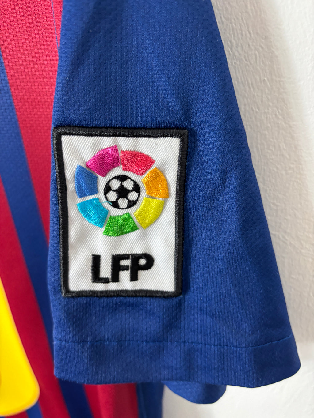 BARCELONA 2011/12 MESSI HOME SHIRT (M) NIKE