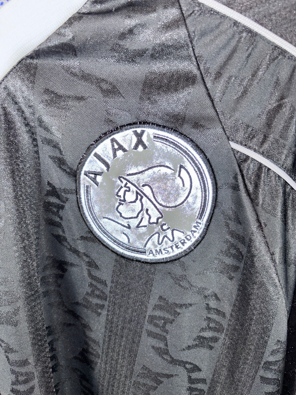 AJAX 1998/99 TRAINING SHIRT (XL) UMBRO