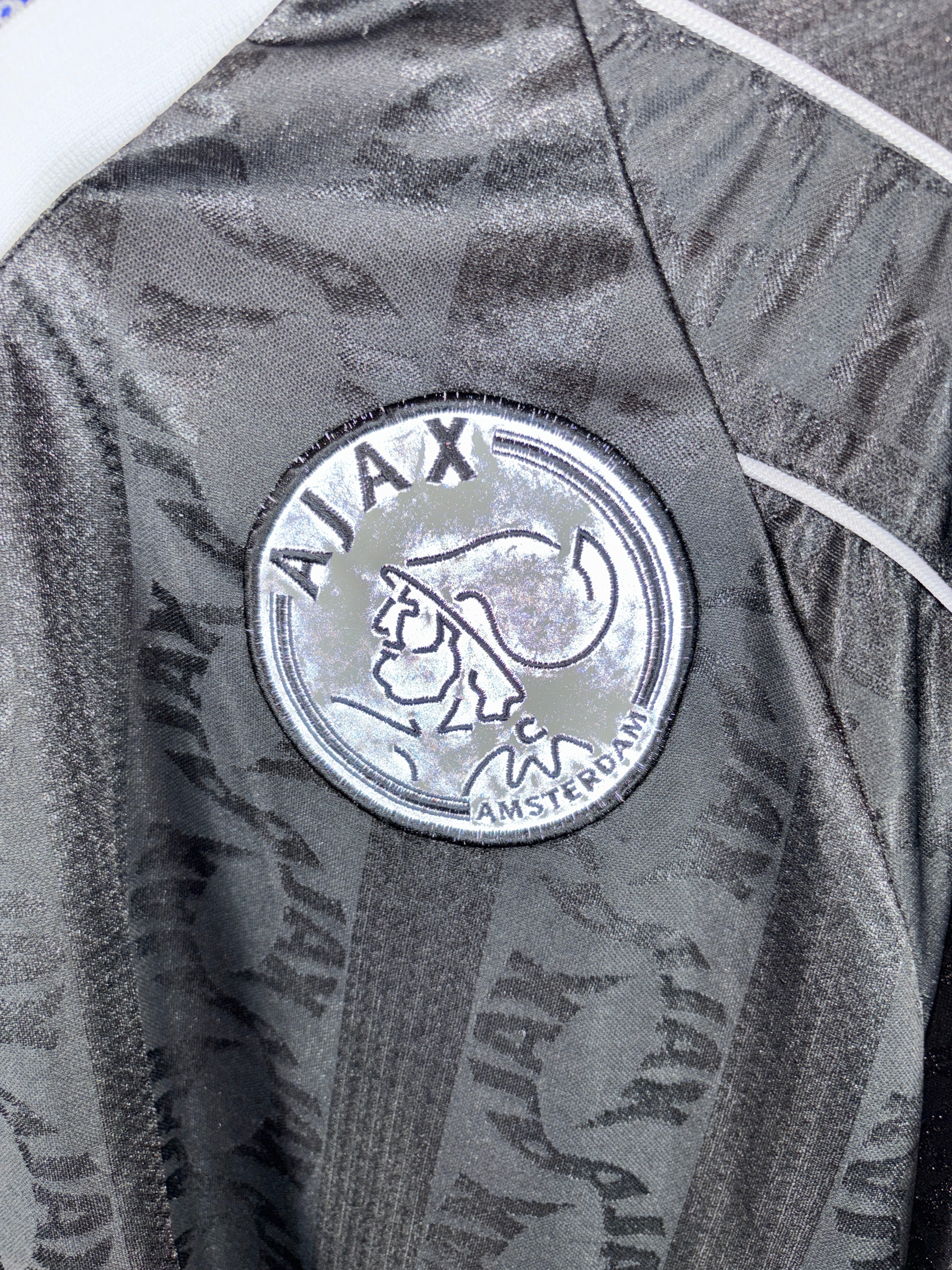 AJAX 1998/99 TRAINING SHIRT (XL) UMBRO