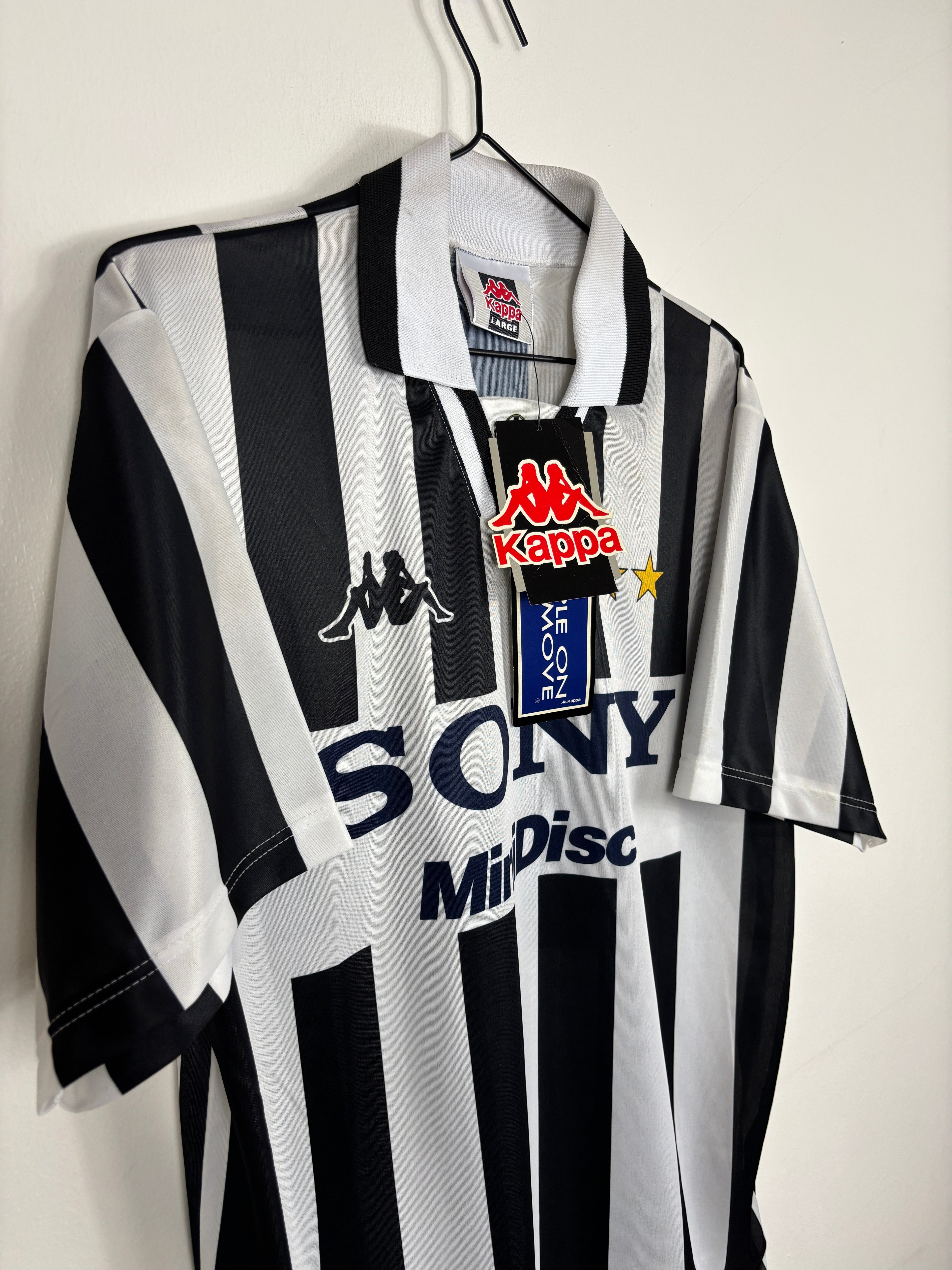 JUVENTUS 1995/97 HOME SHIRT BNWT (L) KAPPA
