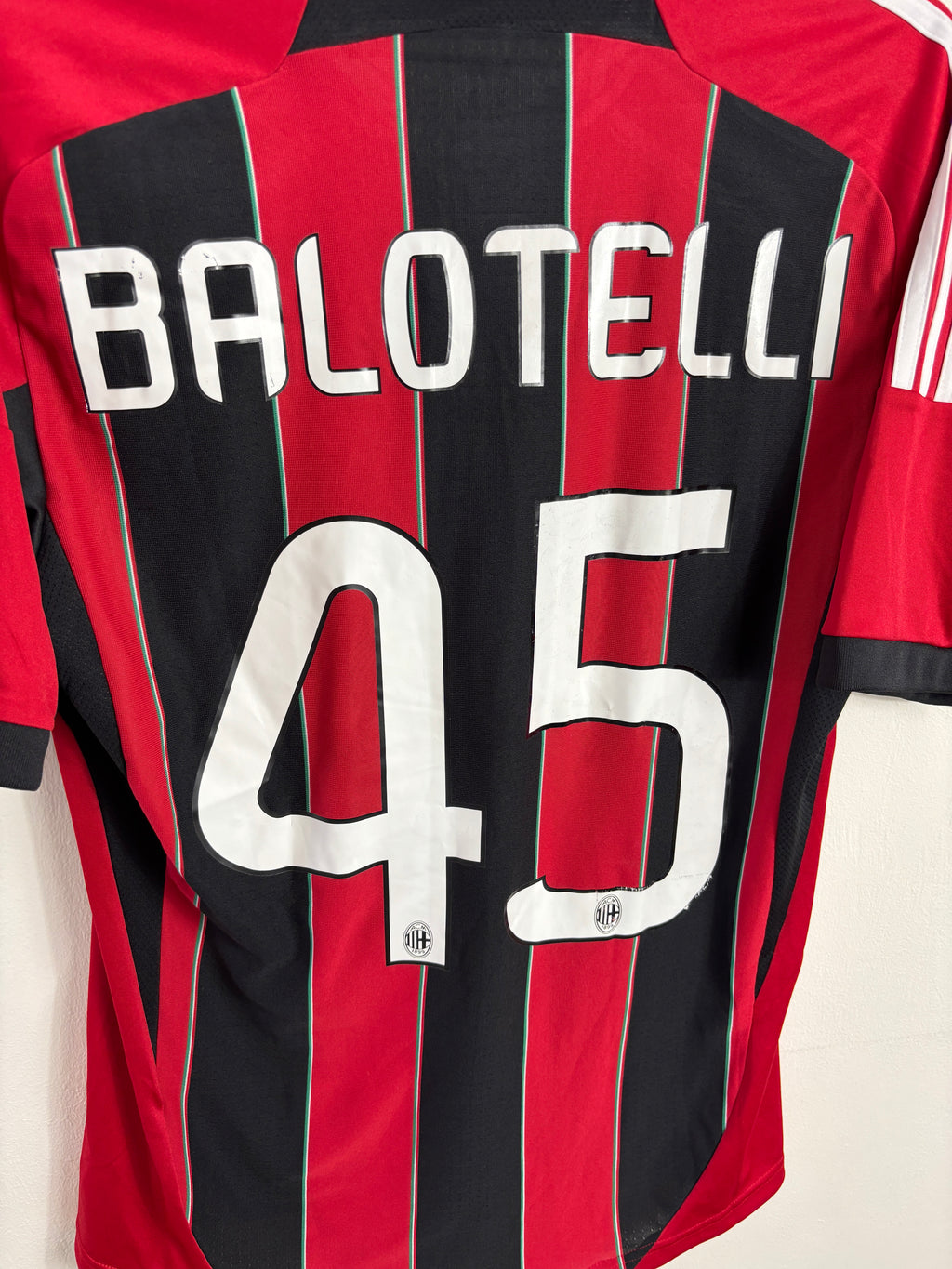 AC MILAN 2011/12 BALOTELLI #45 HOME SHIRT (M) ADIDAS