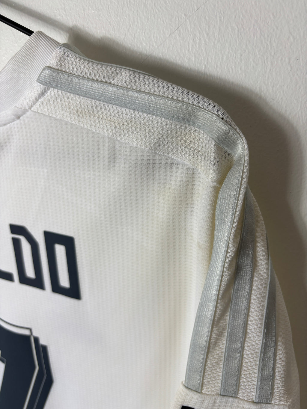 REAL MADRID 2015/16 RONALDO #7 HOME SHIRT (XL) ADIDAS