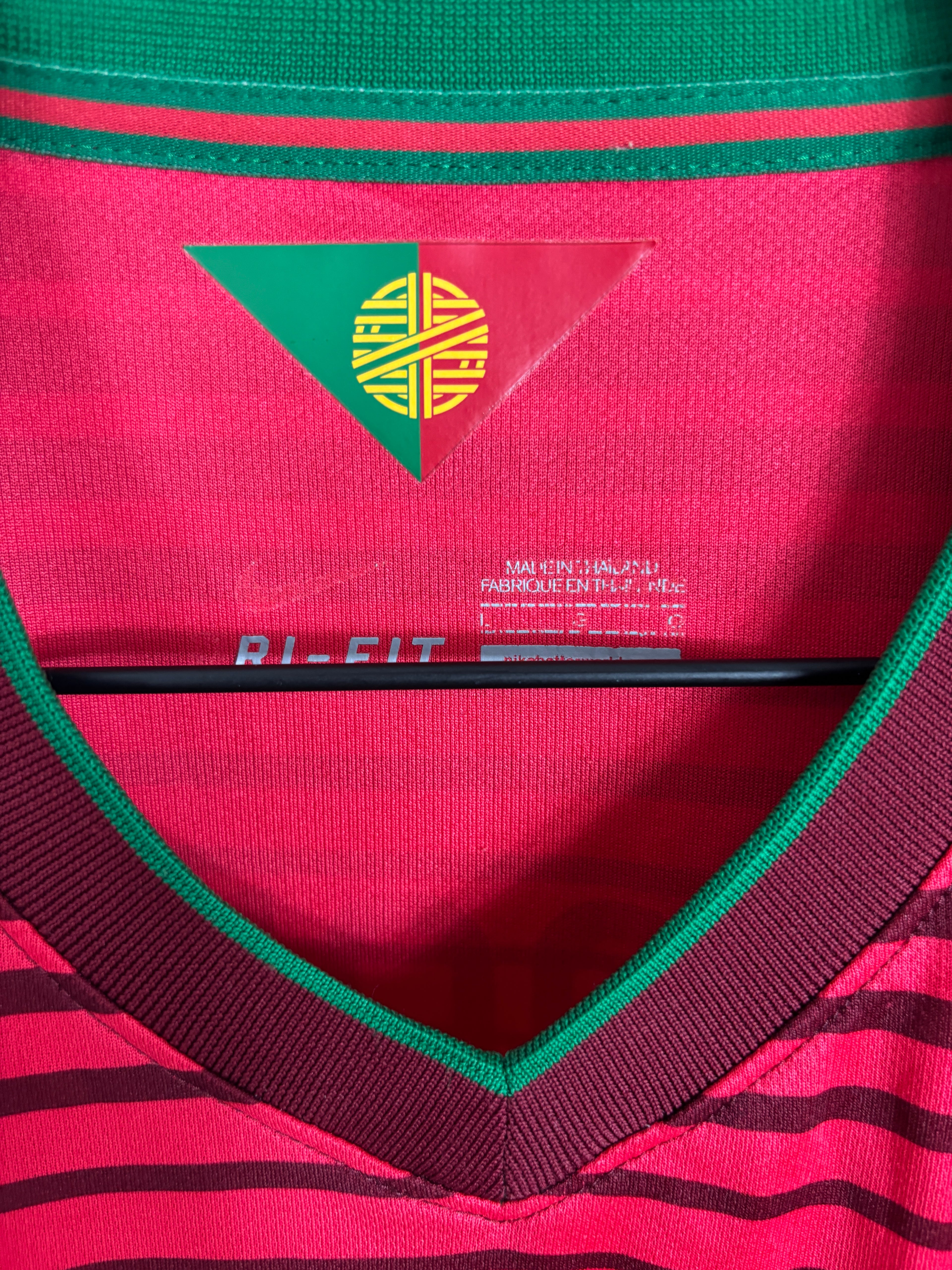 PORTUGAL 2014 RONALDO #7 HOME SHIRT (L) NIKE