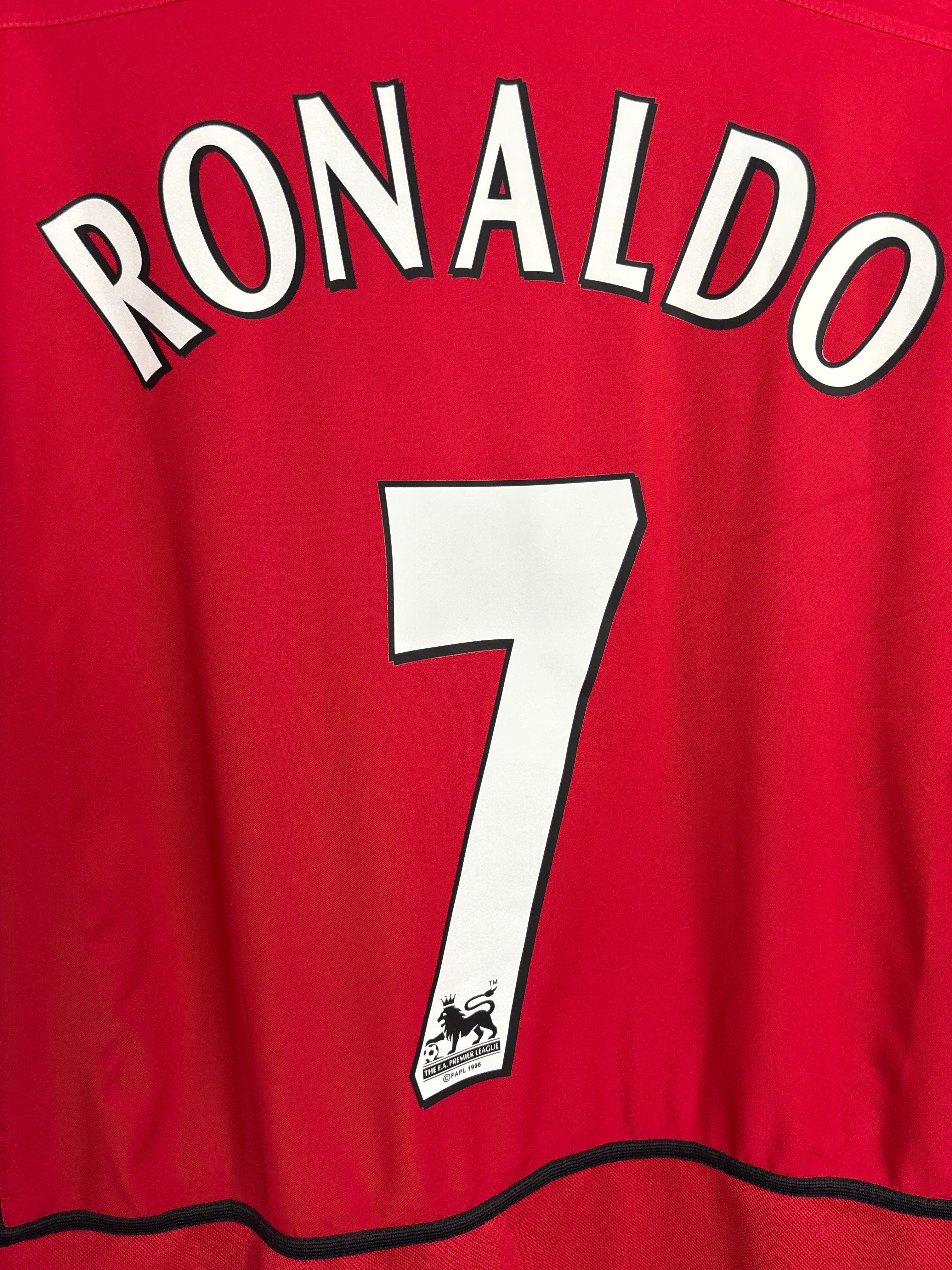 MANCHESTER UNITED 2003/04 RONALDO #7 HOME SHIRT (L) NIKE