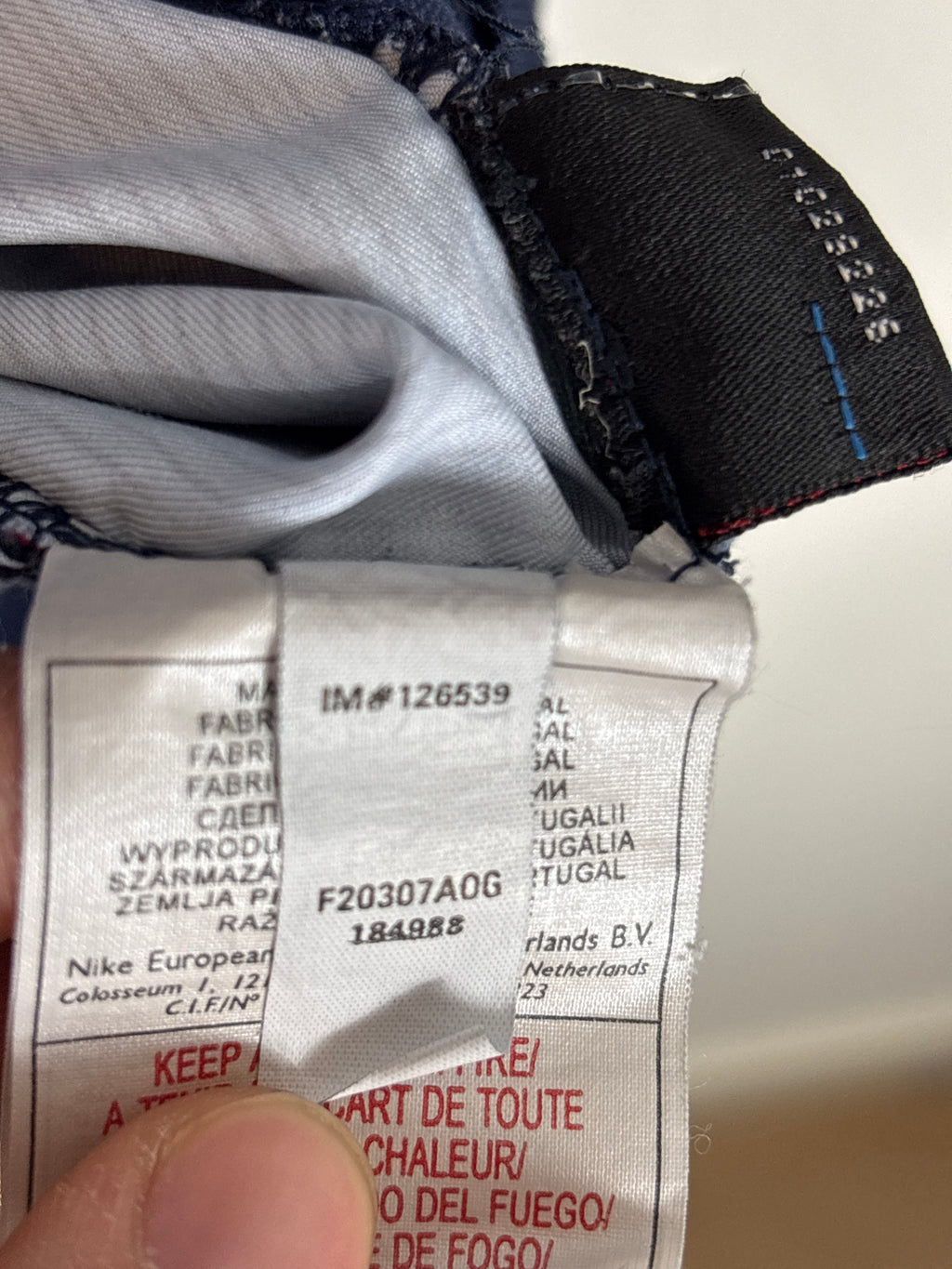 ARSENAL 2002/03 BERGKAMP #10 AWAY SHIRT (L) NIKE