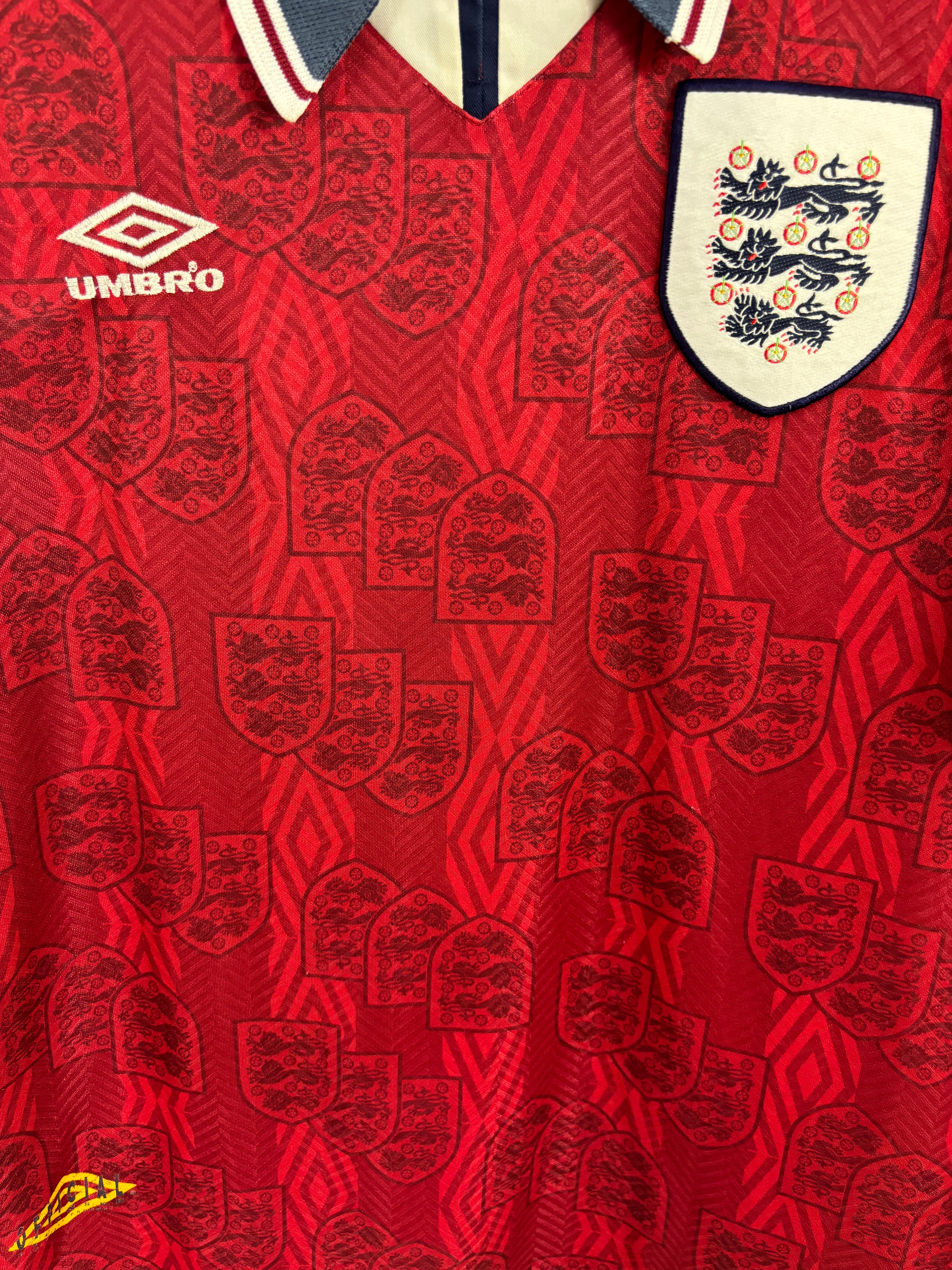 ENGLAND 1994 AWAY SHIRT (L) UMBRO