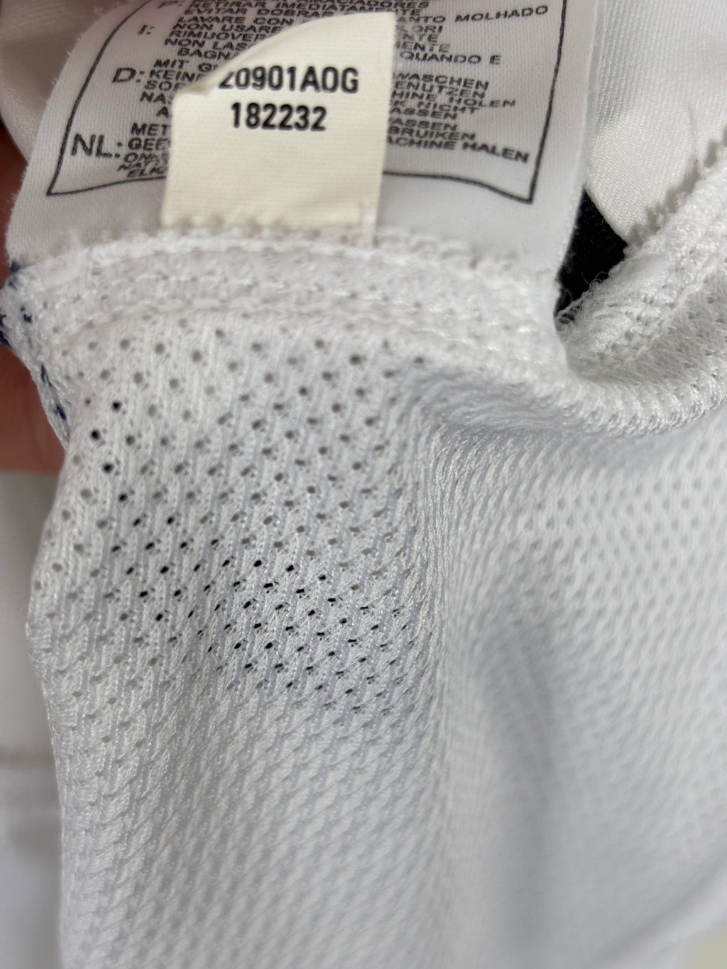 PORTUGAL 2002 FIGO AWAY SHIRT (L) NIKE