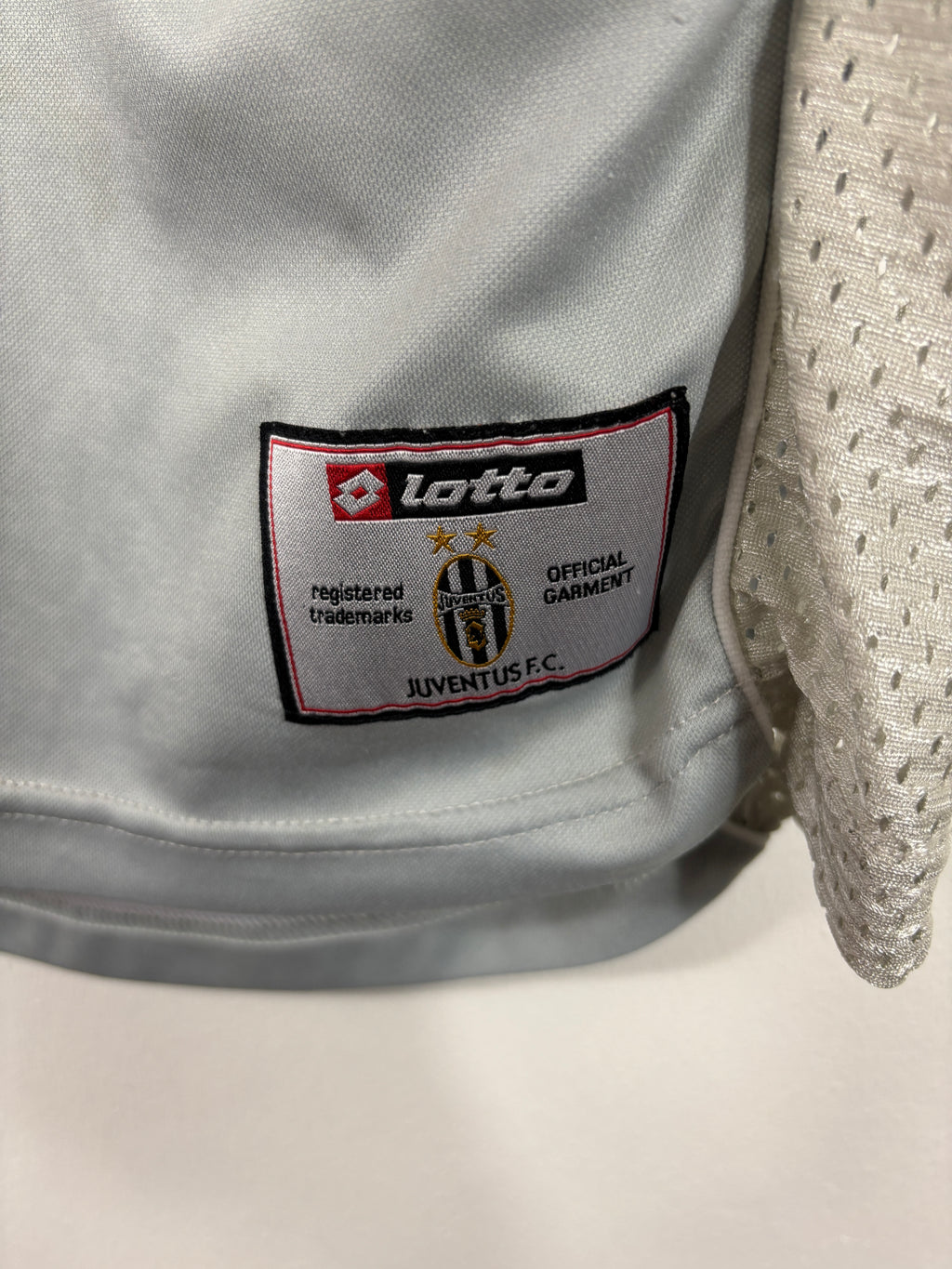JUVENTUS 2000/01 DAVIDS #26 CUP AWAY SHIRT (L) LOTTO