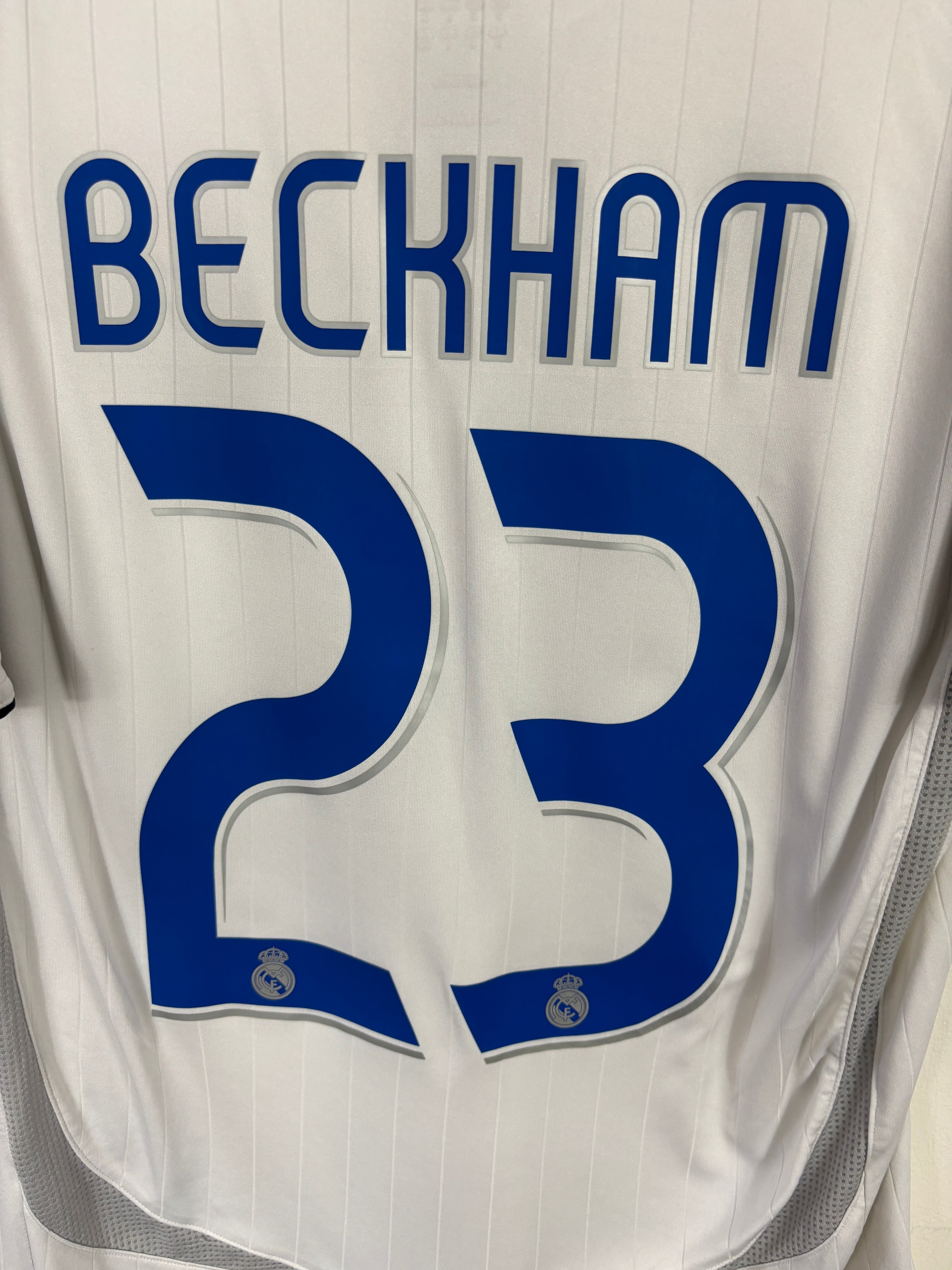 REAL MADRID 2006/07 BECKHAM #23 HOME SHIRT (M) ADIDAS