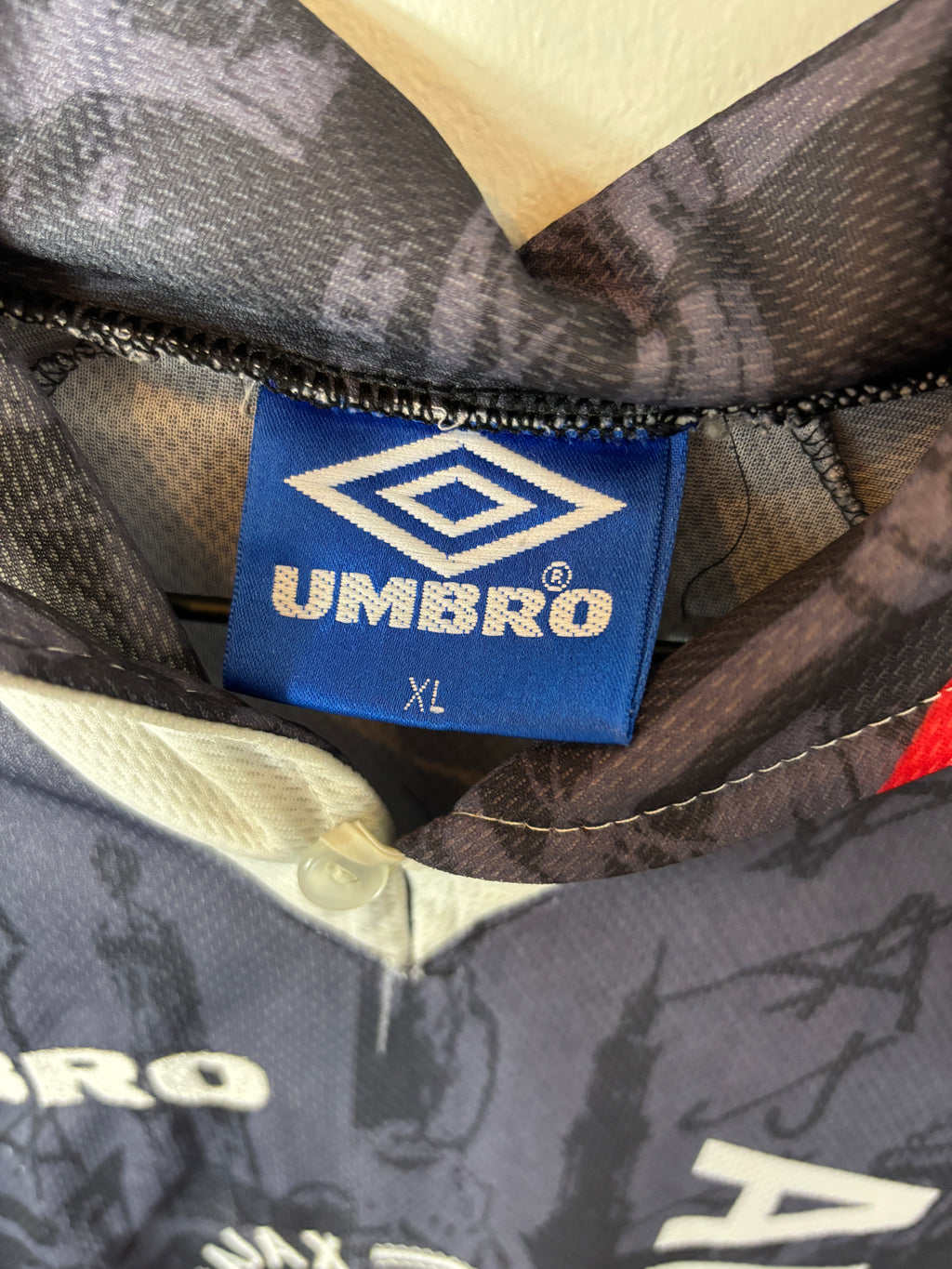 AJAX 1996/97 AWAY SHIRT (XL) UMBRO