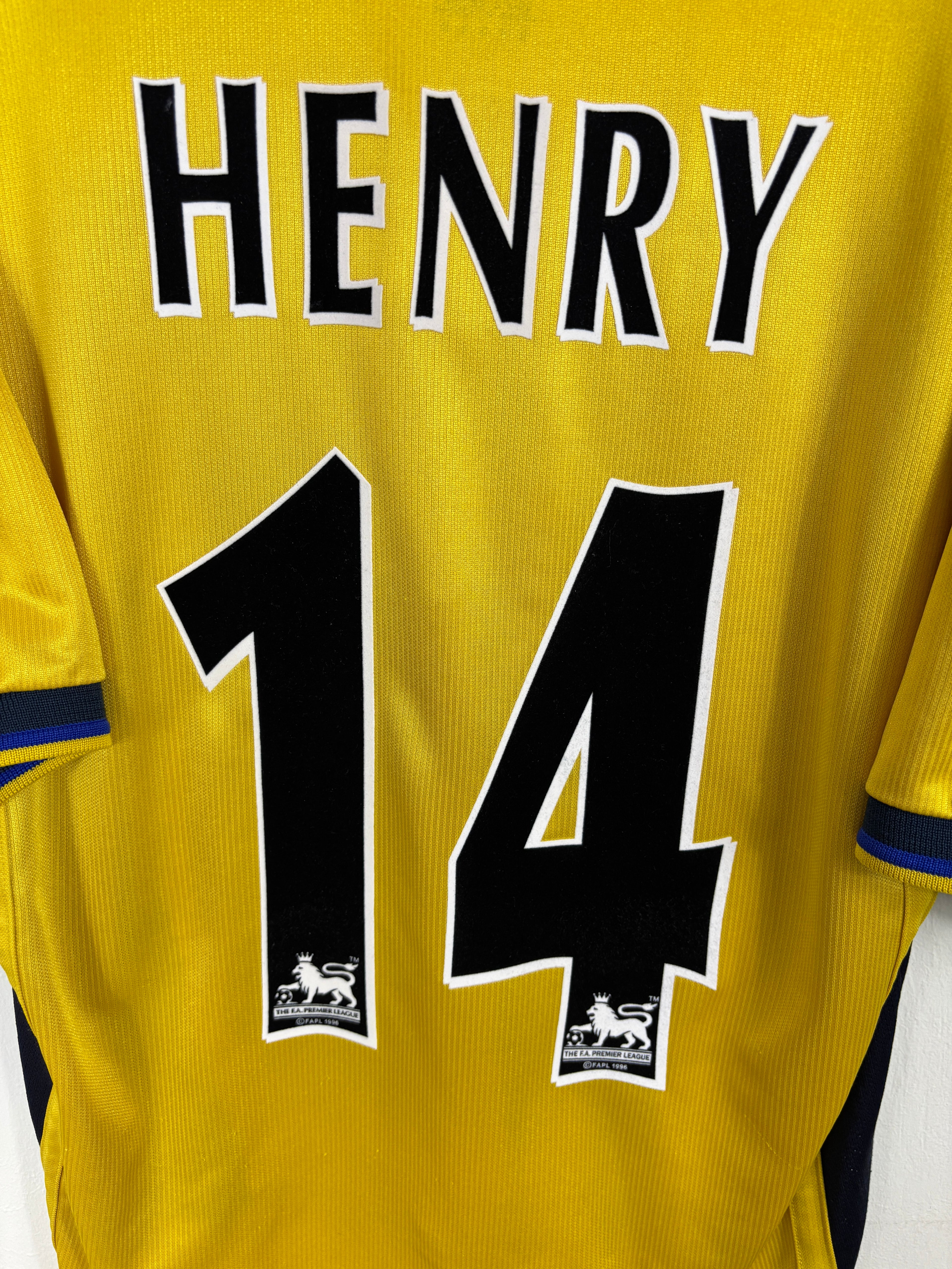 ARSENAL 1999/01 HENRY #14 AWAY (M) NIKE