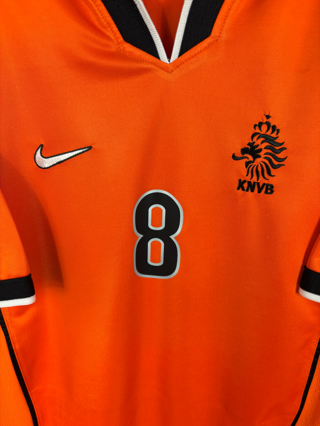 NETHERLANDS 1998 BERGKAMP #8 HOME SHIRT (M) NIKE