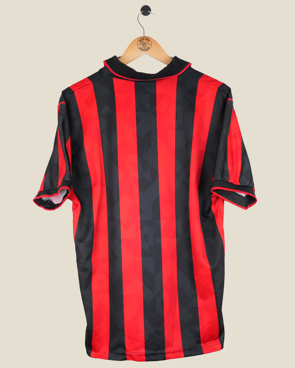 AC MILAN 1994/95 HOME SHIRT (L) LOTTO