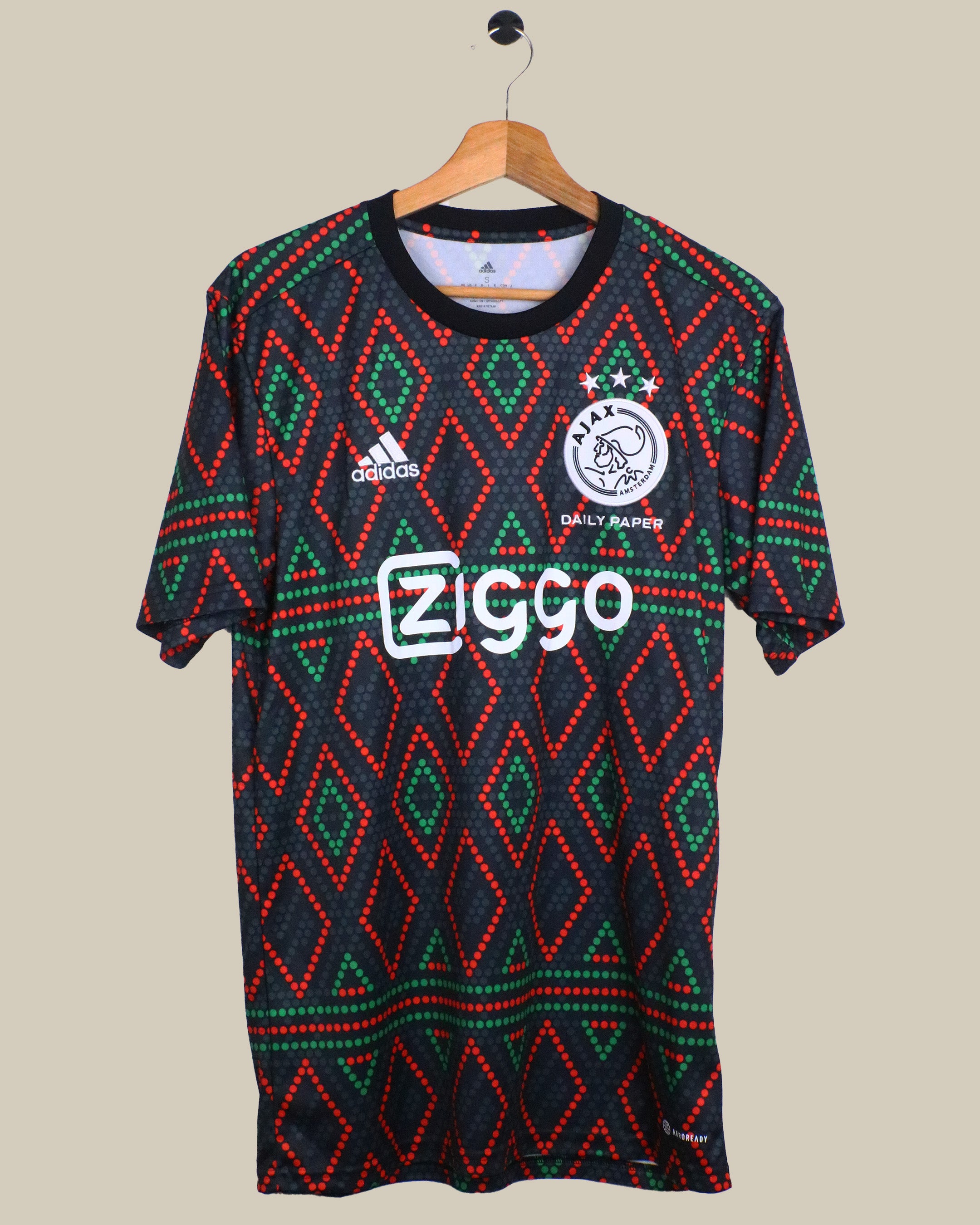 AJAX 2022/23 PRE MATCH *BNWT* (S) ADIDAS