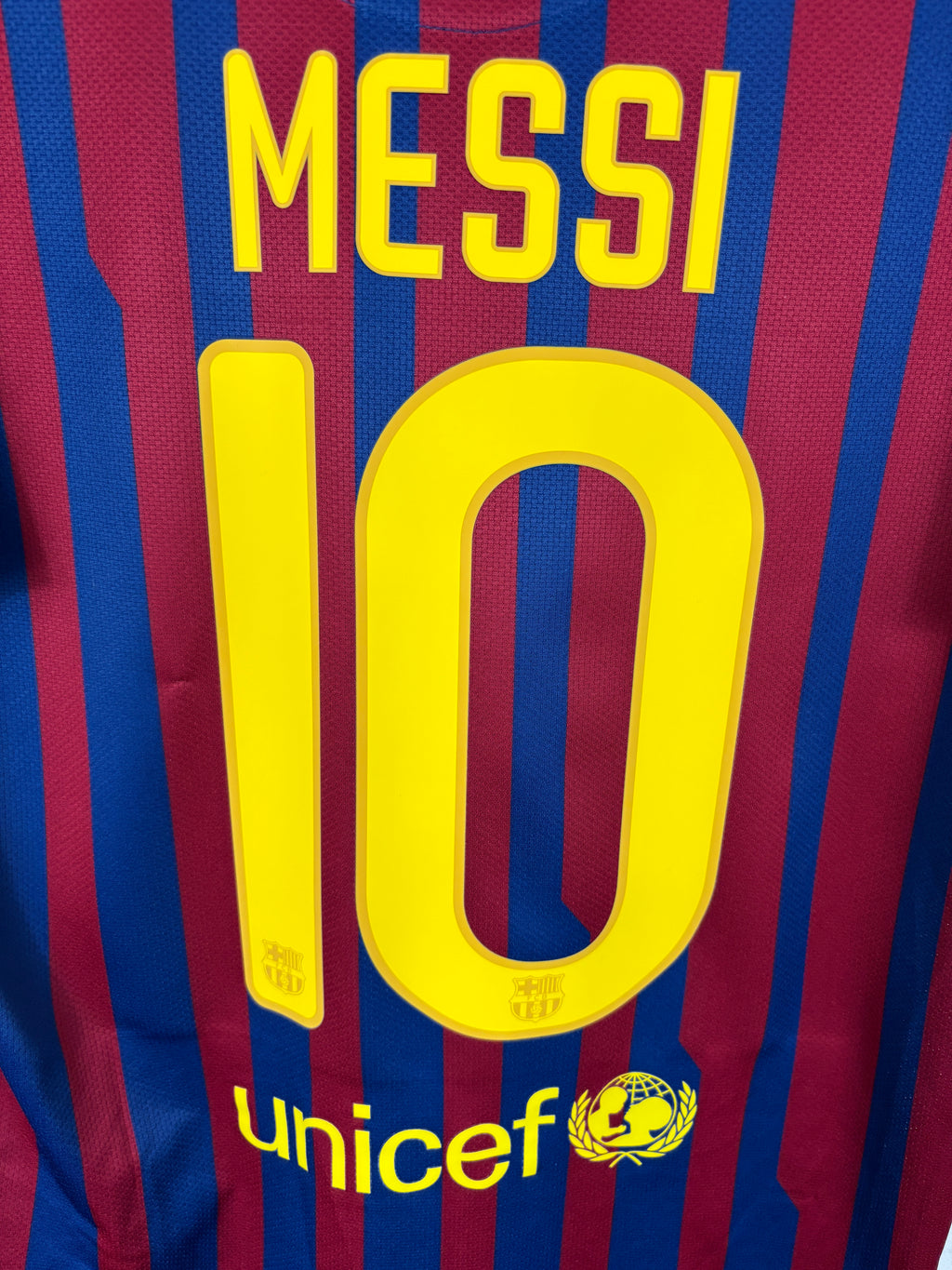 BARCELONA 2011/12 MESSI HOME SHIRT (M) NIKE
