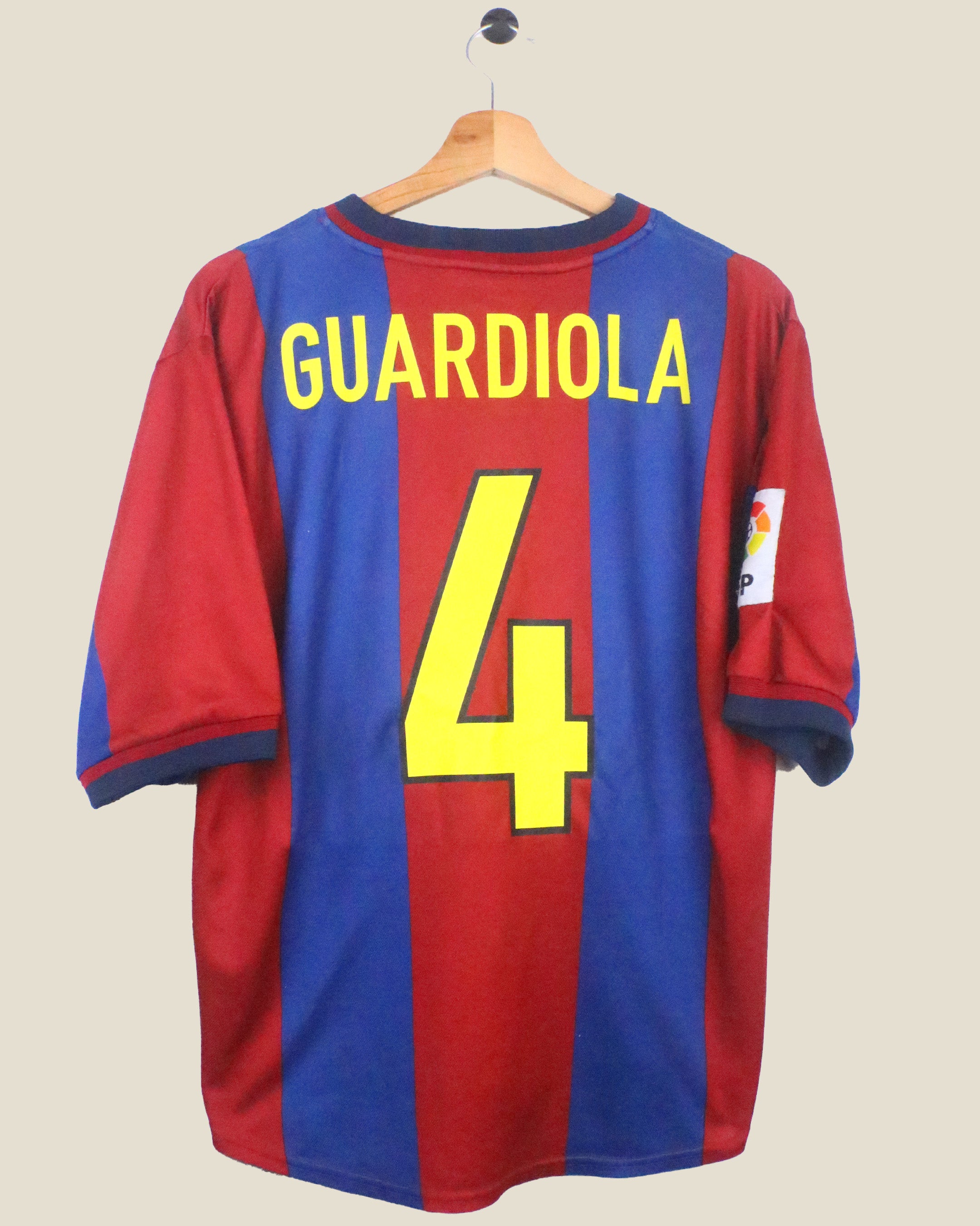 BARCELONA 1998/99 GUARDIOLA #4 HOME (M) NIKE