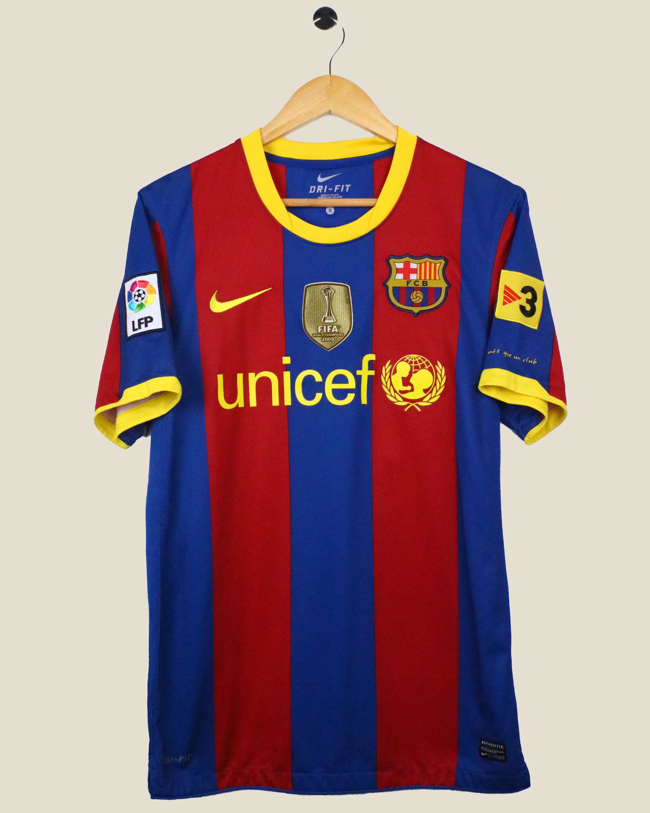 BARCELONA 2010/11 PEDRO #17 HOME (S) NIKE