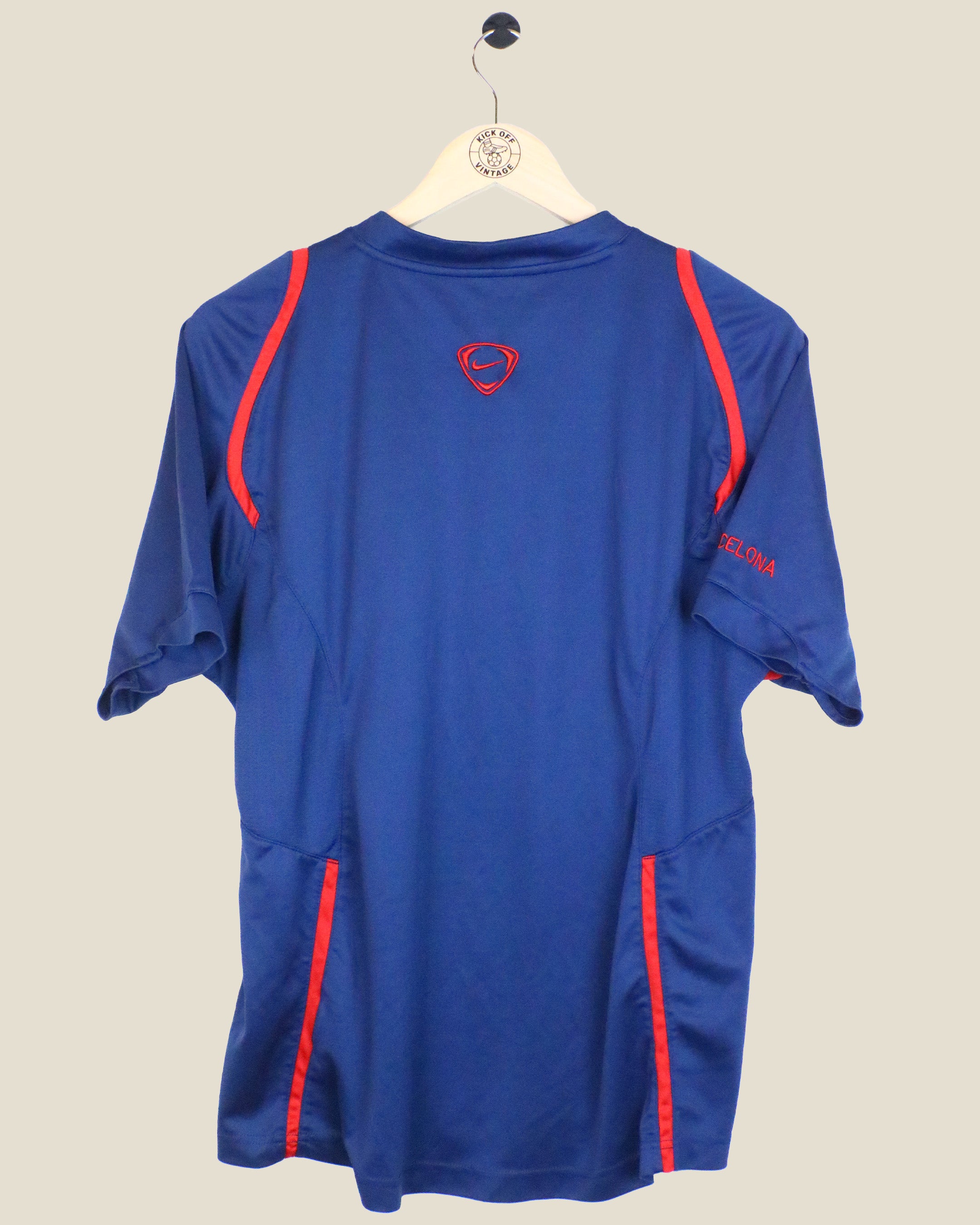 BARCELONA 2004/05 TRAINING SHIRT (M) NIKE
