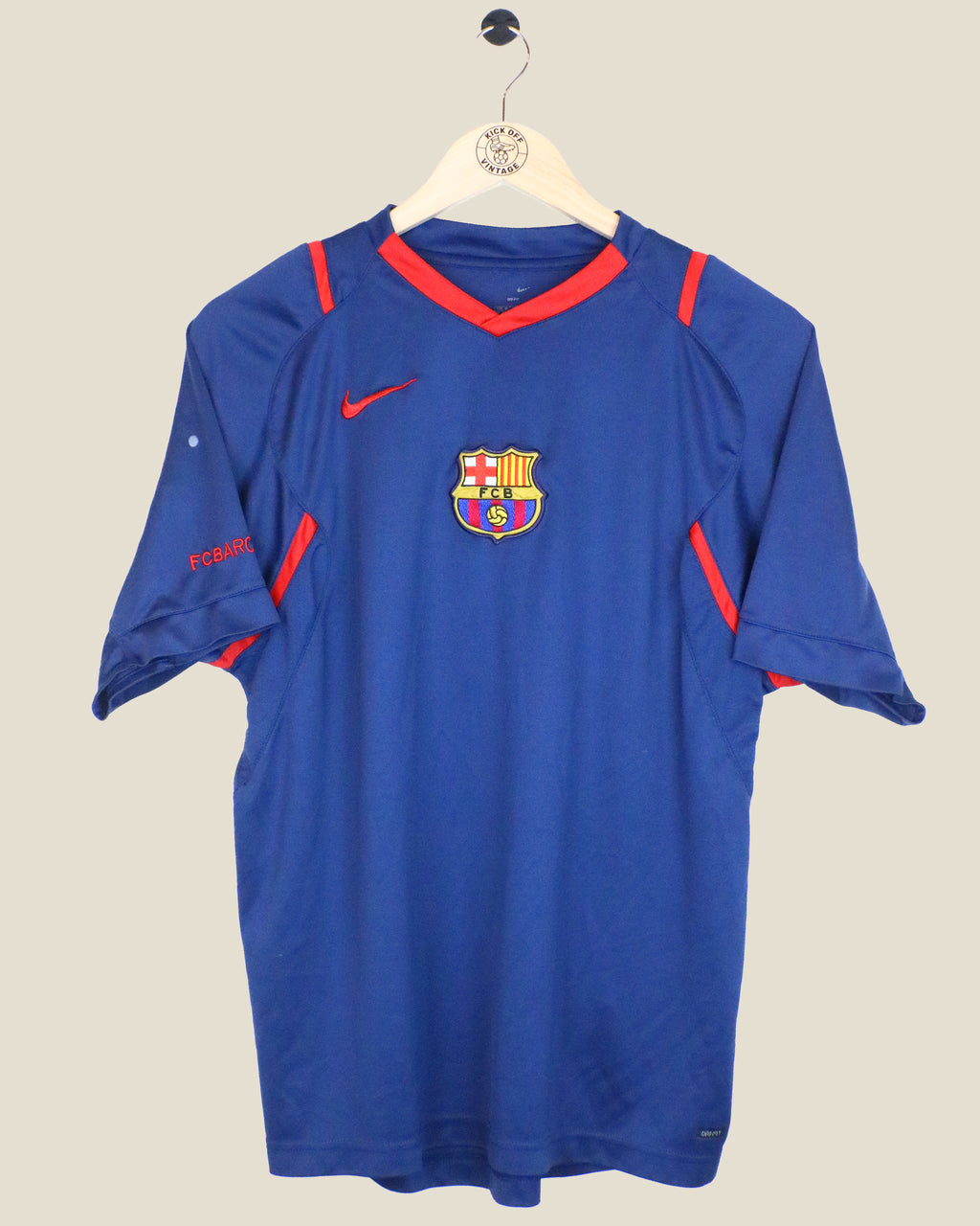 BARCELONA 2004/05 TRAINING SHIRT (M) NIKE