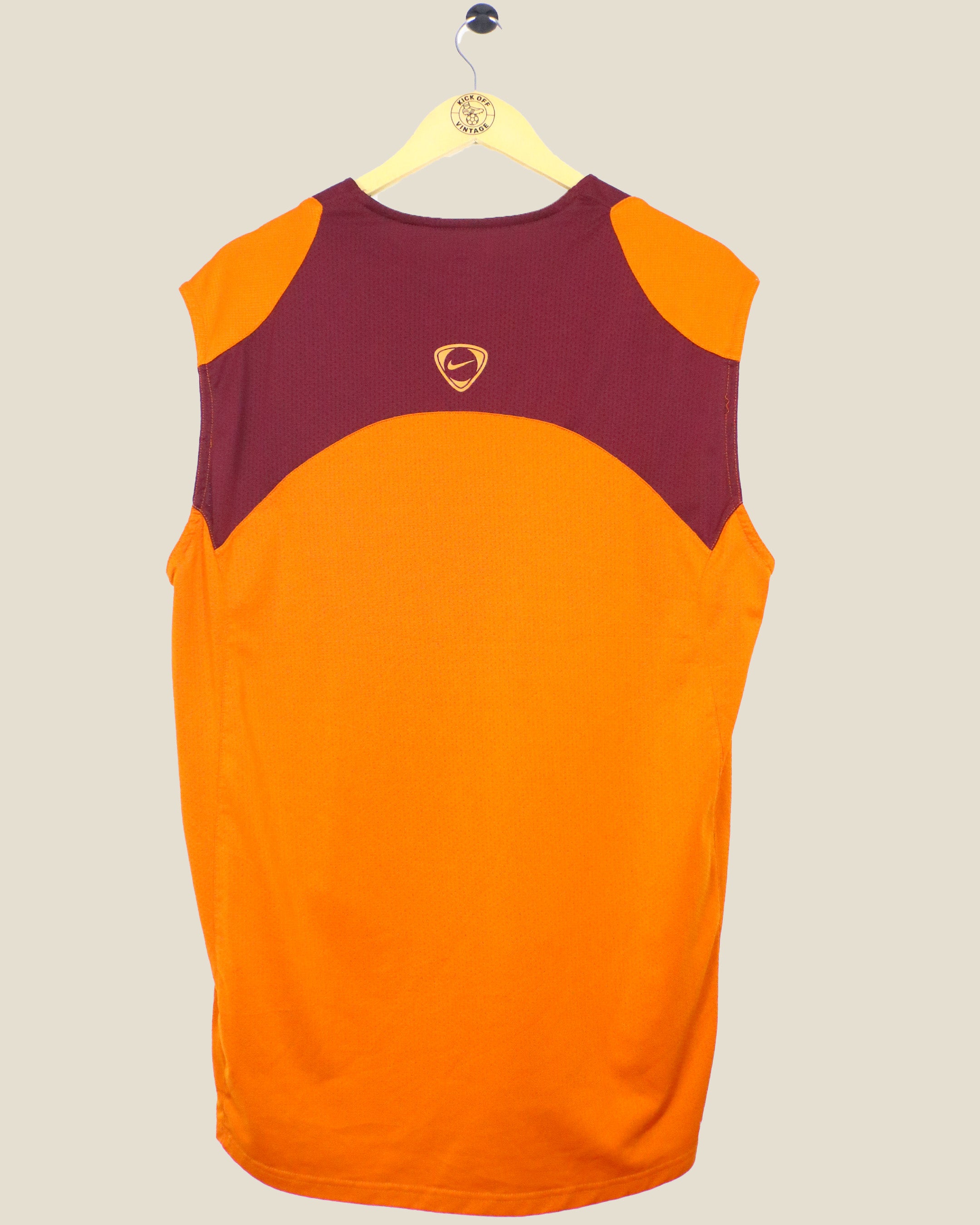 BARCELONA 2004/05 SLEEVELESS TRAINING SHIRT PLAYER VERSION (XL) NIKE