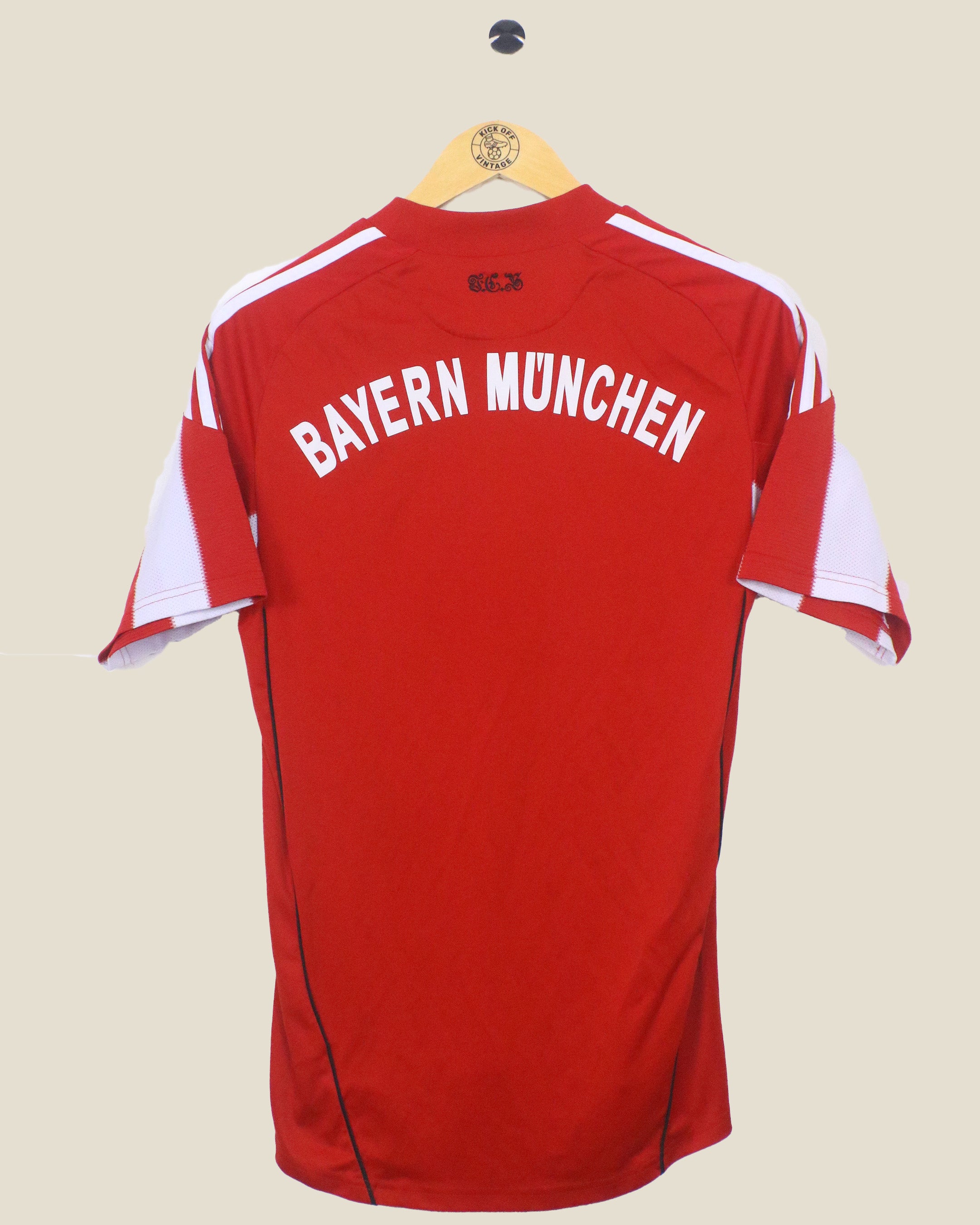 BAYERN MUNICH 2010/11 HOME (S) ADIDAS