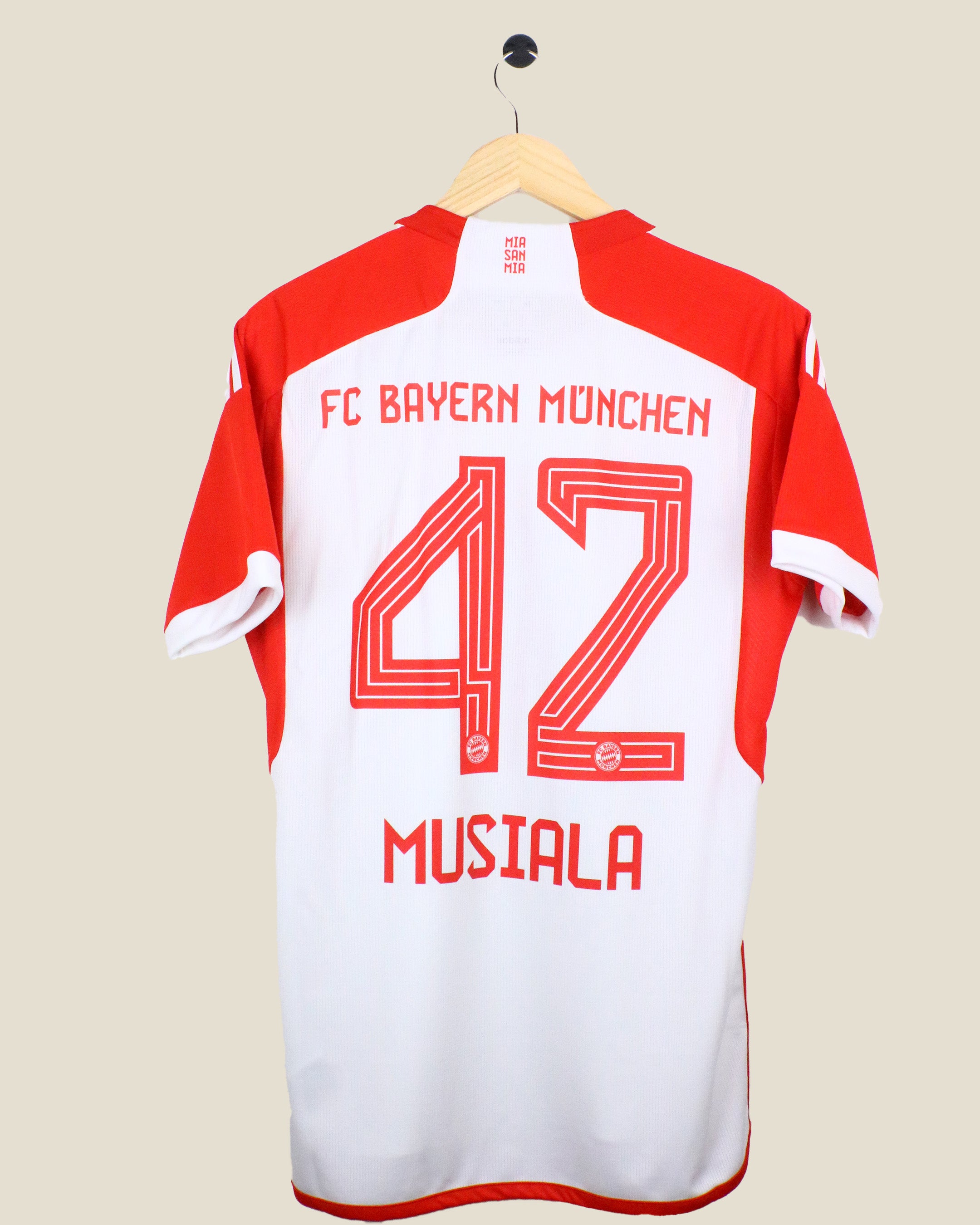 BAYERN MUNICH 2023/24 MUSIALA #42 HOME BNWT (M) ADIDAS