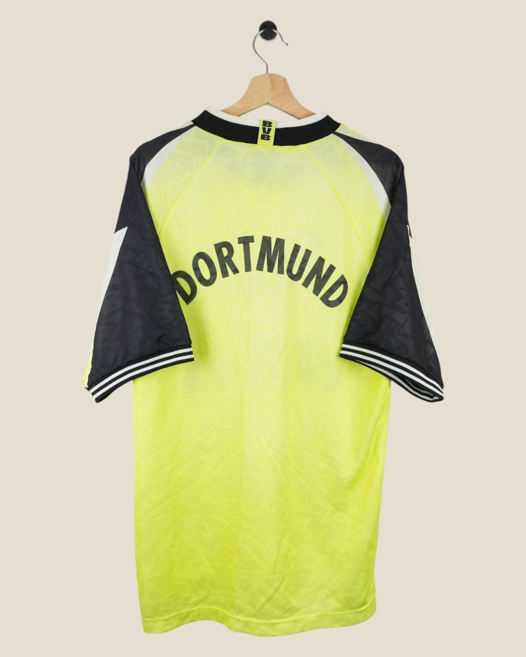 BORUSSIA DORTMUND 1995/96 HOME SHIRT (L) NIKE