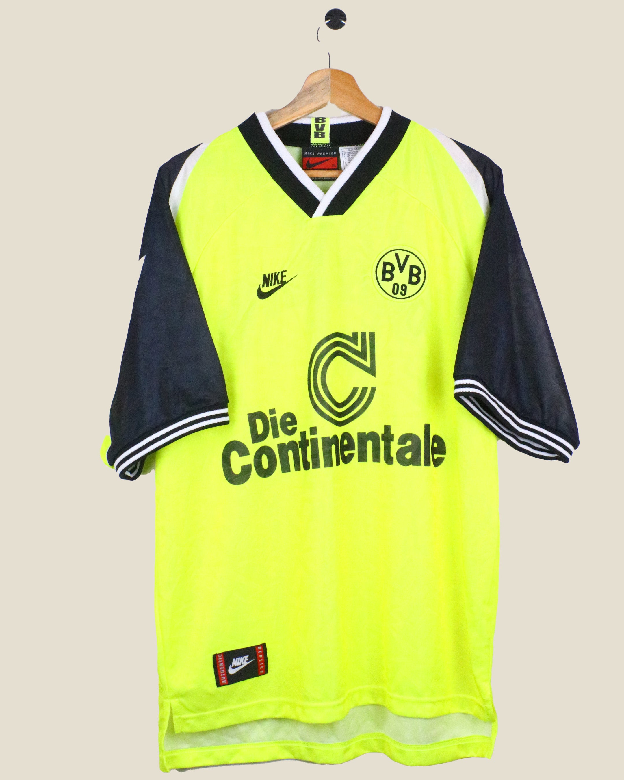 Borussia Dortmund – Kick Off Vintage