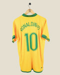 BRAZIL 2006 RONALDINHO HOME SHIRT (L) NIKE