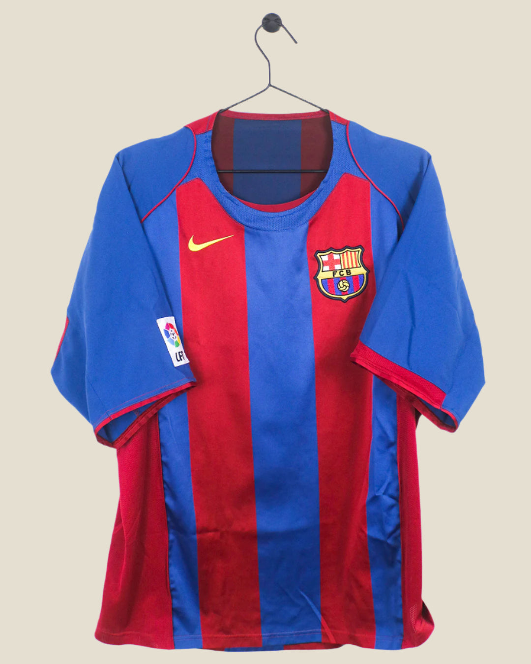 BARCELONA 2004/05 MESSI #30 HOME SHIRT (M) NIKE