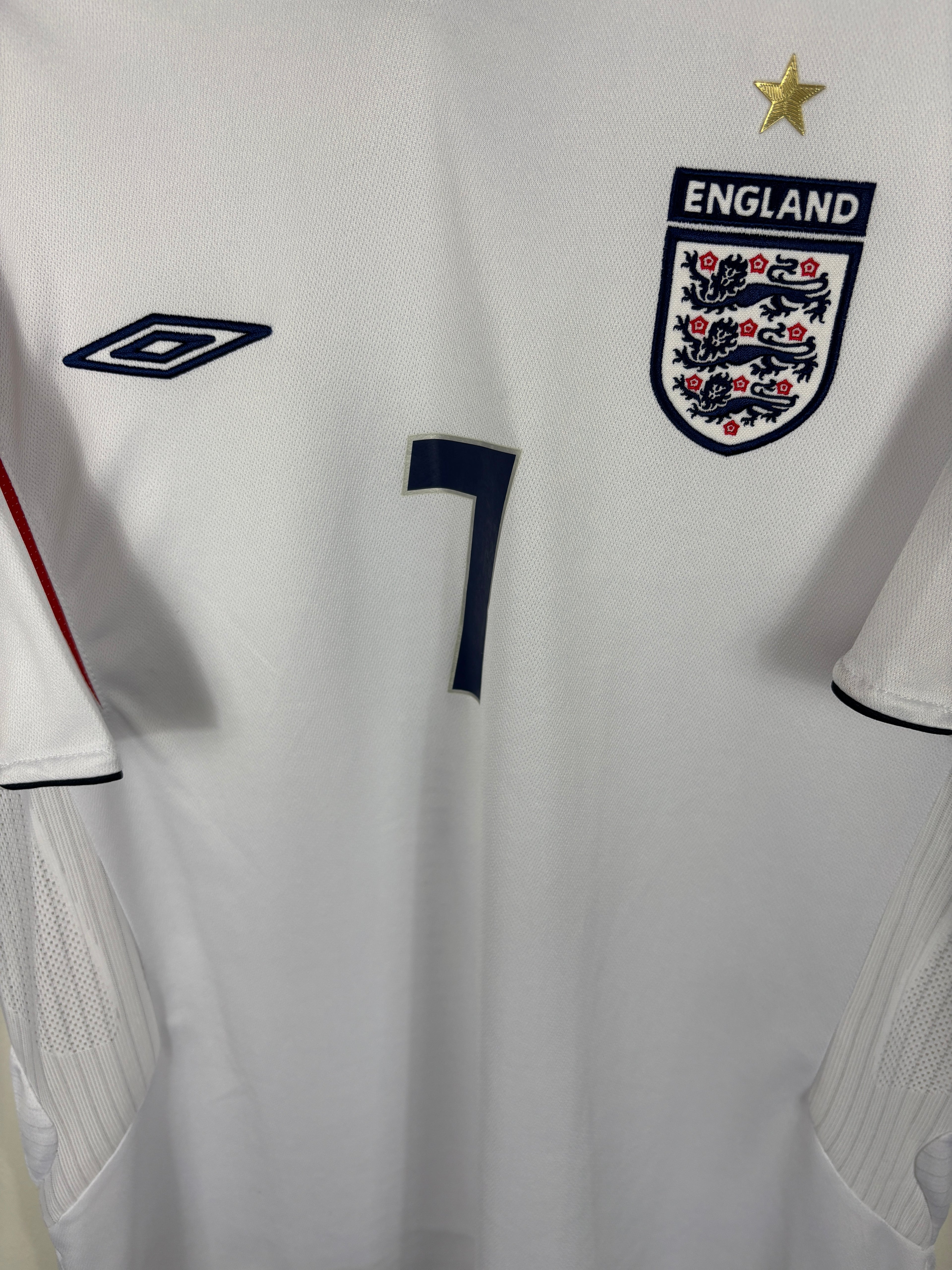ENGLAND 2006 BECKHAM #7 HOME SHIRT (L) UMBRO
