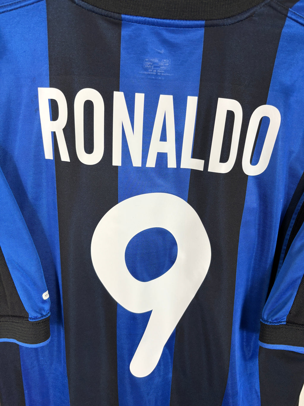 INTER MILAN 2000/01 RONALDO #9 HOME SHIRT (L) NIKE