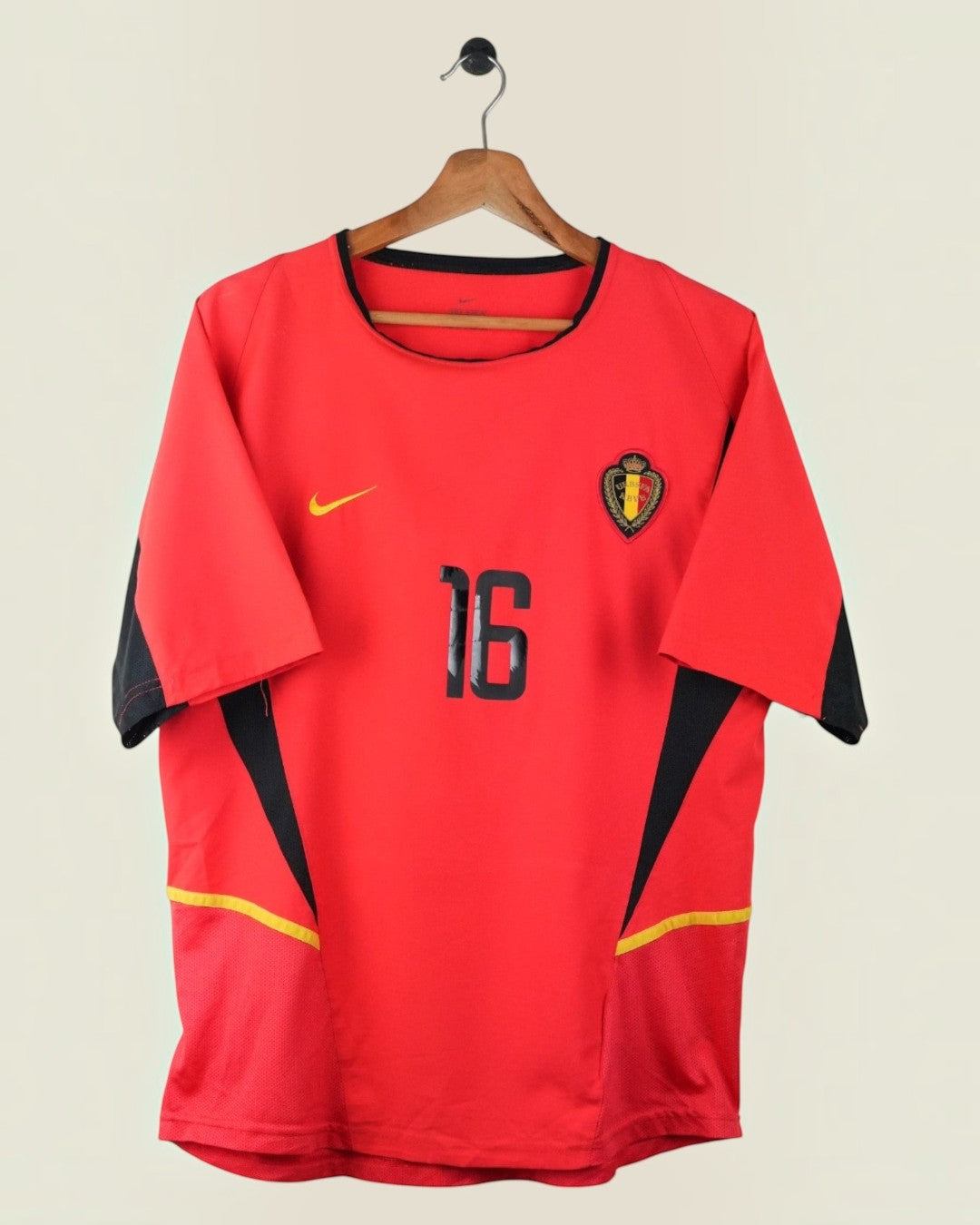 BELGIUM 2002 VAN BUYTEN HOME SHIRT (M) NIKE