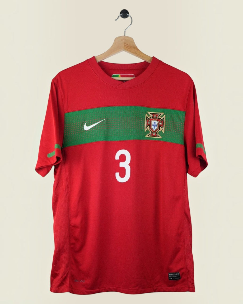 PORTUGAL 2010 PEPE HOME SHIRT (M) NIKE