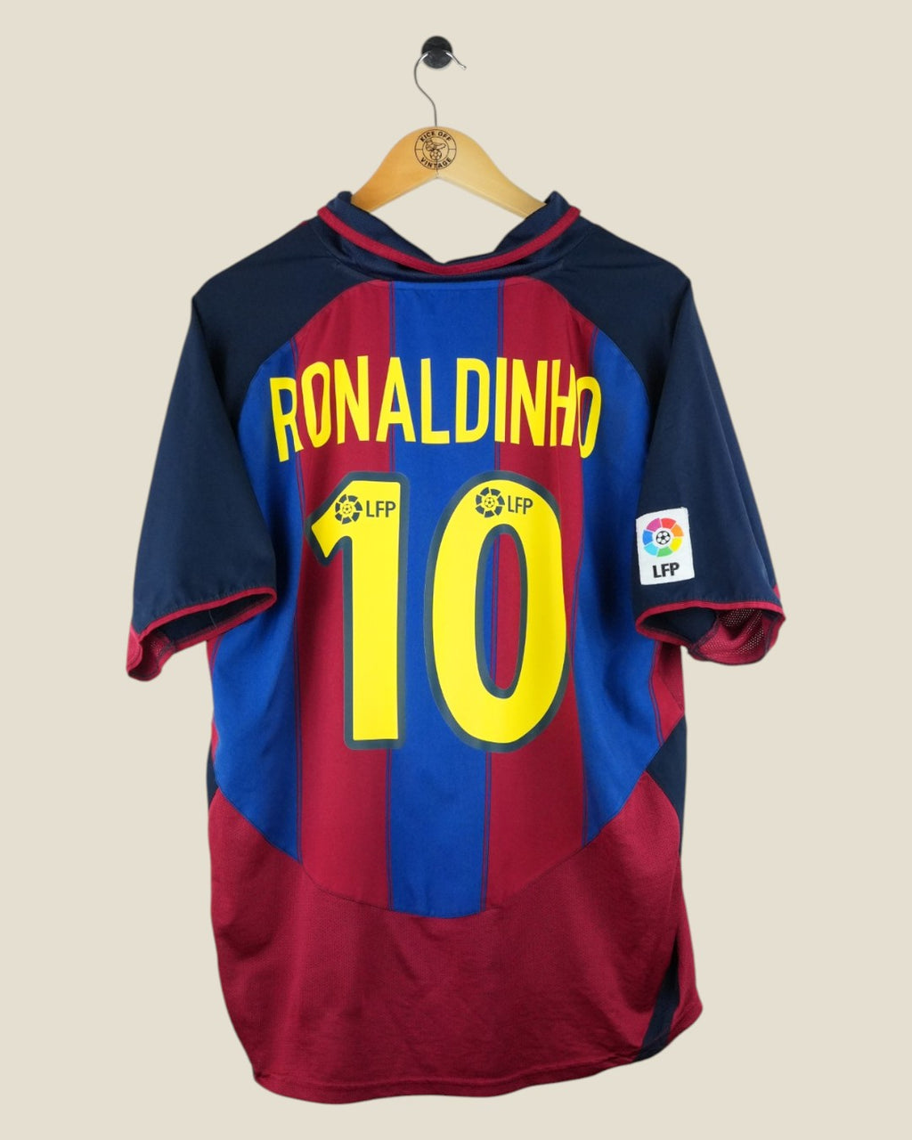 BARCELONA 2003/04 RONALDINHO HOME SHIRT (L) NIKE