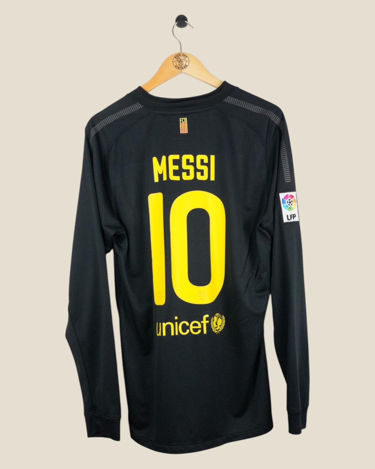 BARCELONA 2011/12 MESSI AWAY SHIRT L/S (L) NIKE