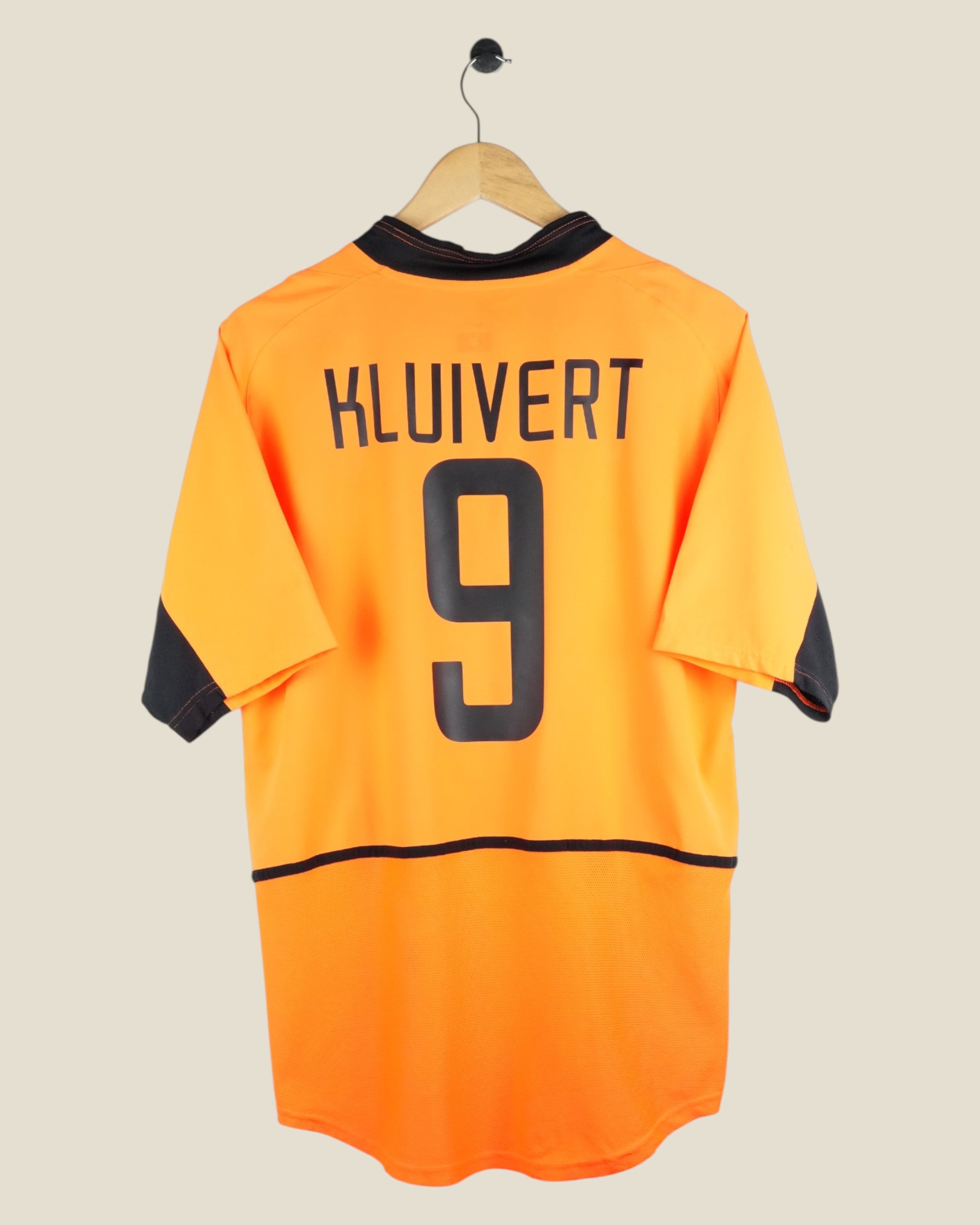 NETHERLANDS 2002 KLUIVERT HOME SHIRT (M) NIKE